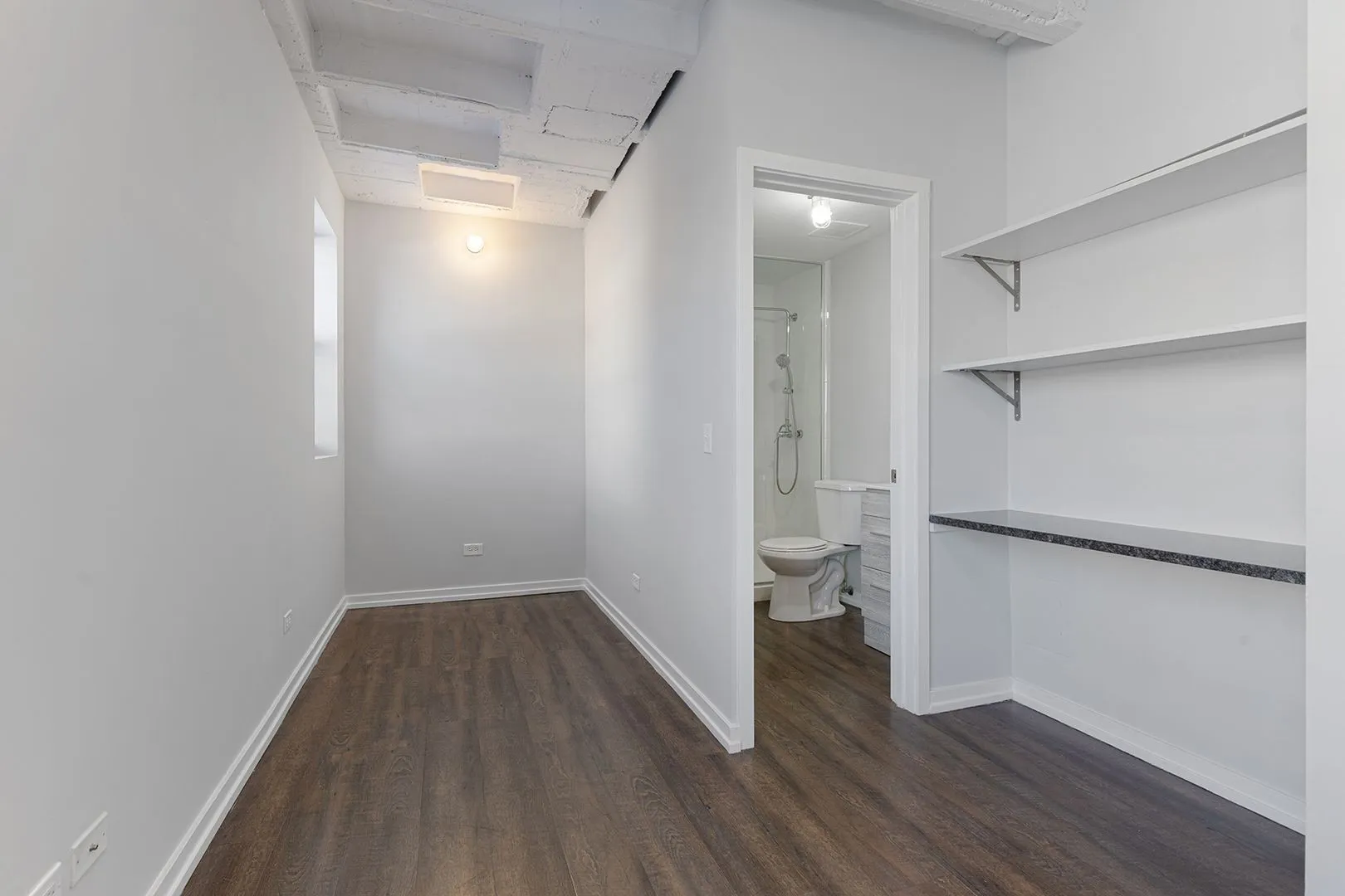 5718 N Winthrop Ave, ,  60660, USA 60660-unit#209-Chicago-IL