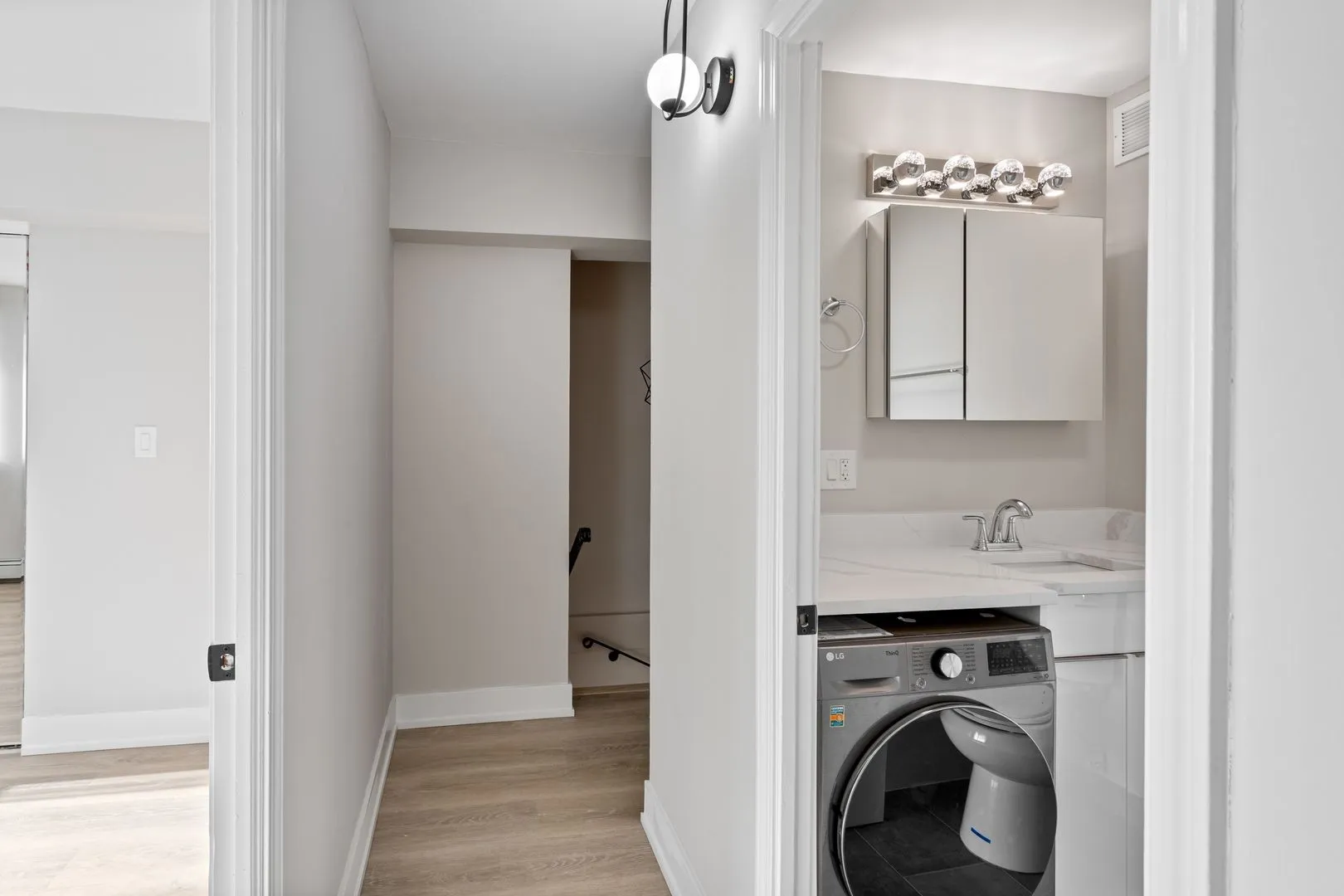 6166 N Sheridan Rd, ,  60660, USA 60660-unit#10H-Chicago-IL
