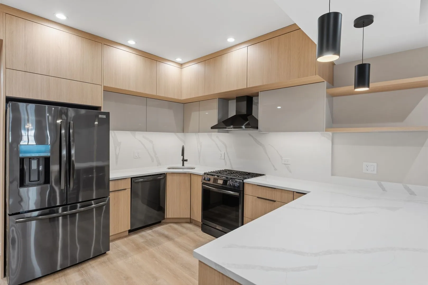 7518 N Eastlake Terrace, , 60626, USA 60626-unit#G-Chicago-IL
