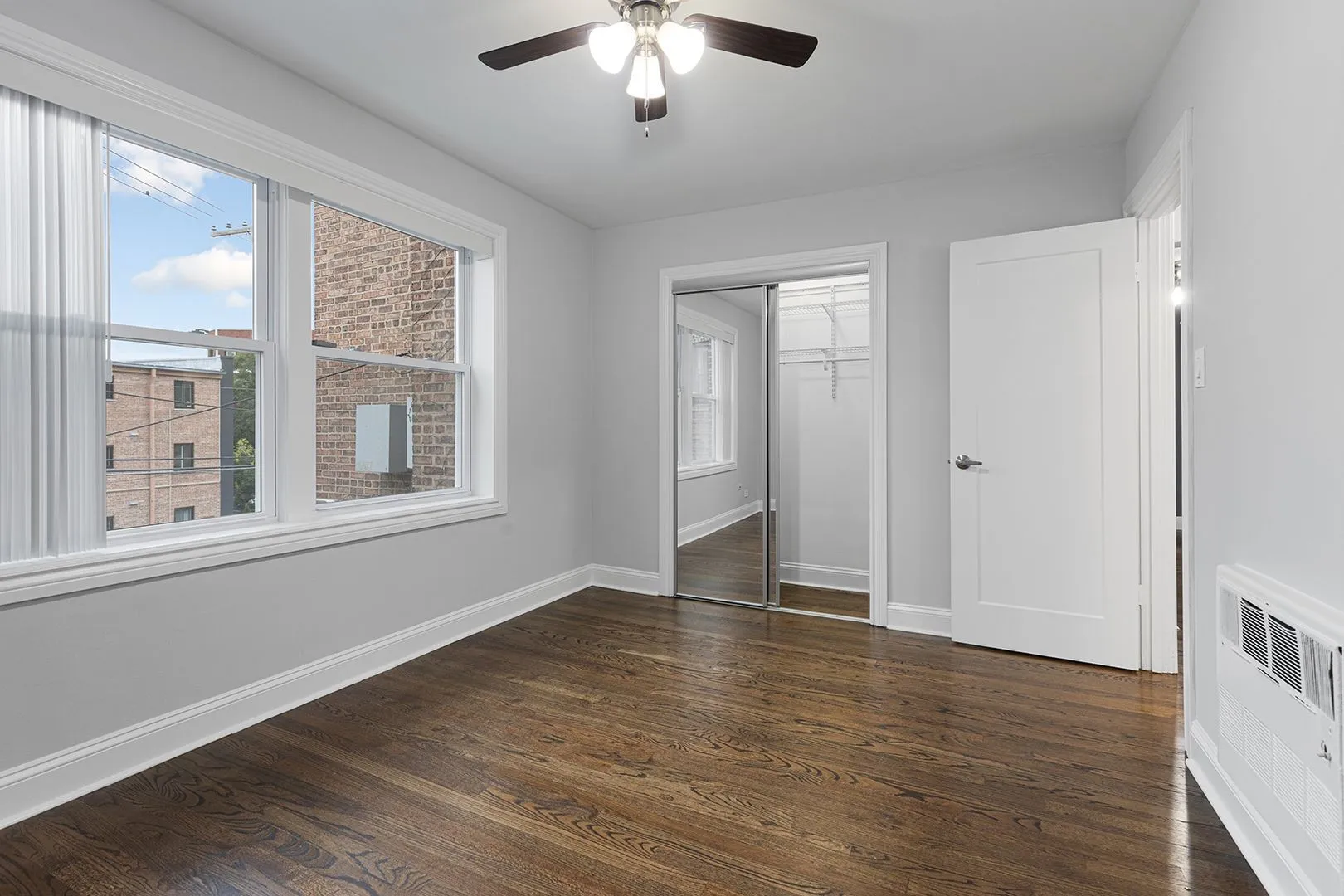 7634 N Eastlake Terrace, ,  60626, USA 60626-unit#2S-Chicago-IL