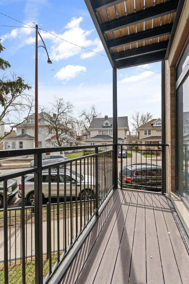 7428 N Rogers Ave, ,  60626, USA 60626-unit#1E-Chicago-IL