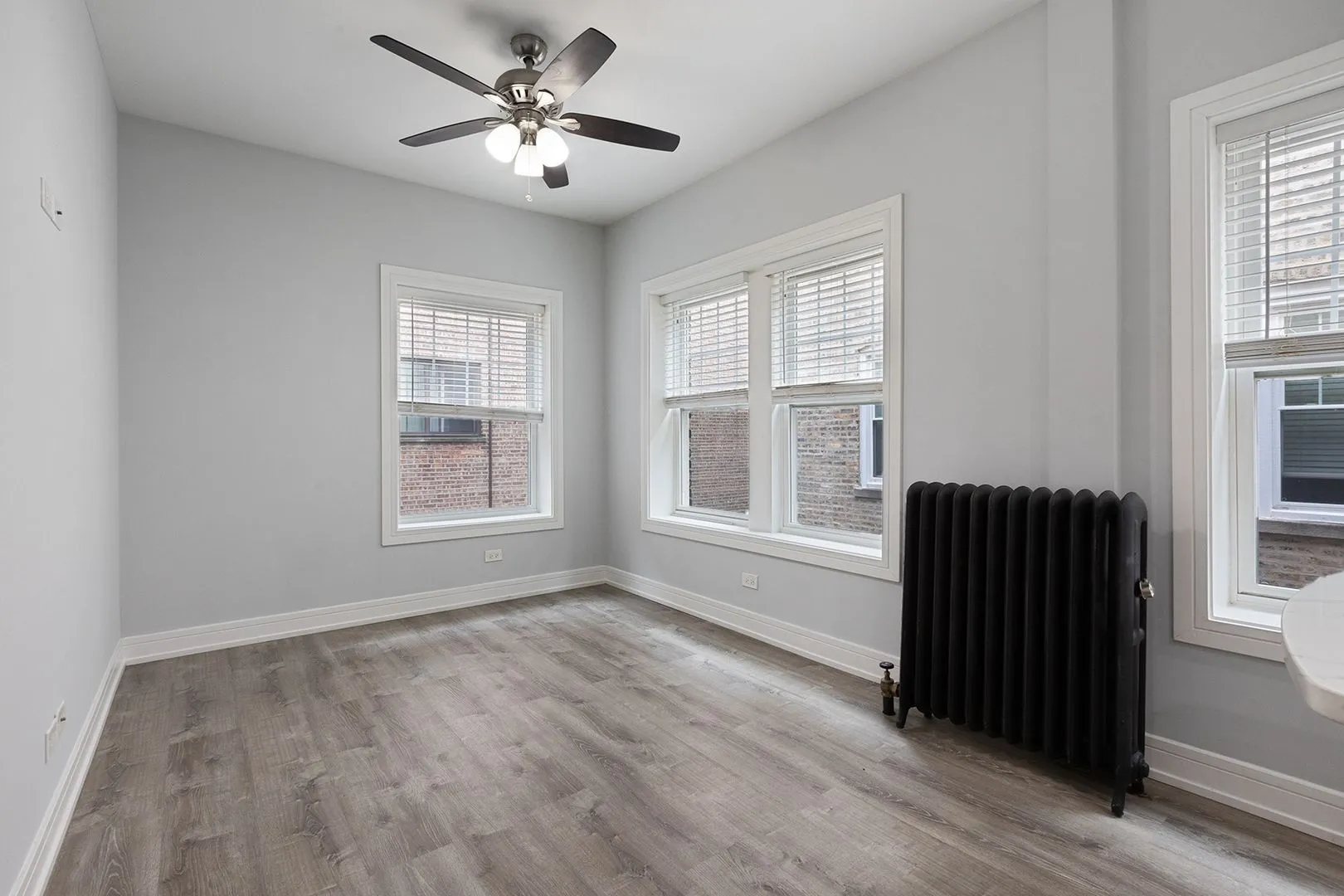 1063 W Glenlake Ave, , 60660, USA 60660-unit#2S-Chicago-IL