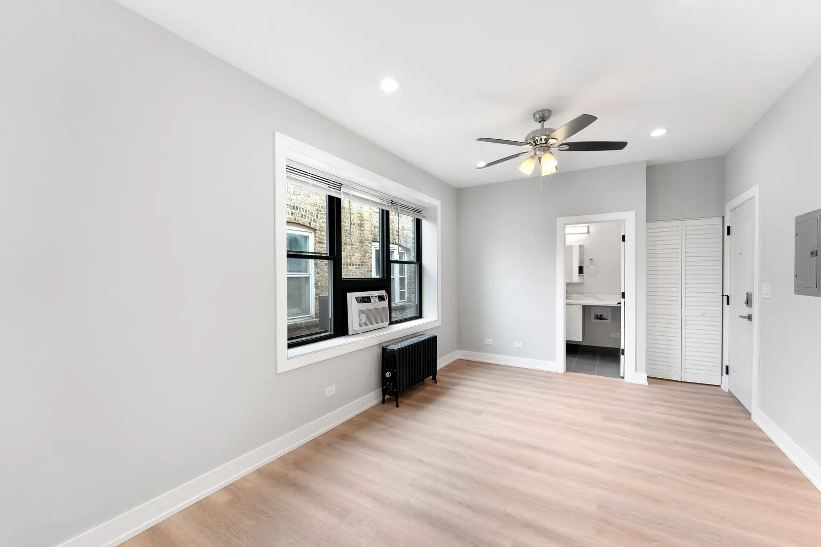 1546 W Jonquil Terrace, ,  60626, USA 60626-unit#305-Chicago-IL