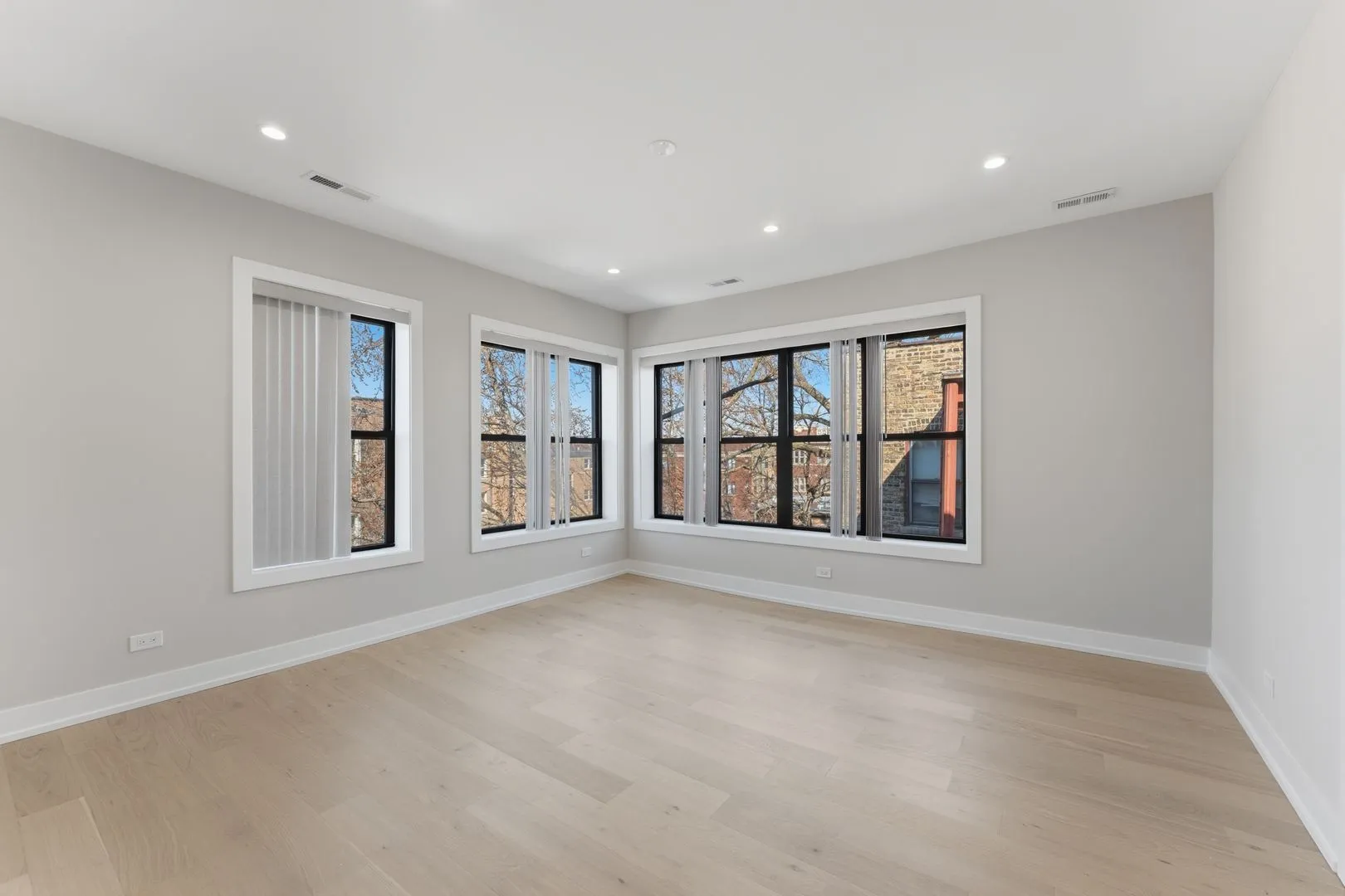 7518 N Eastlake Terrace, ,  60626, USA 60626-unit#2-Chicago-IL