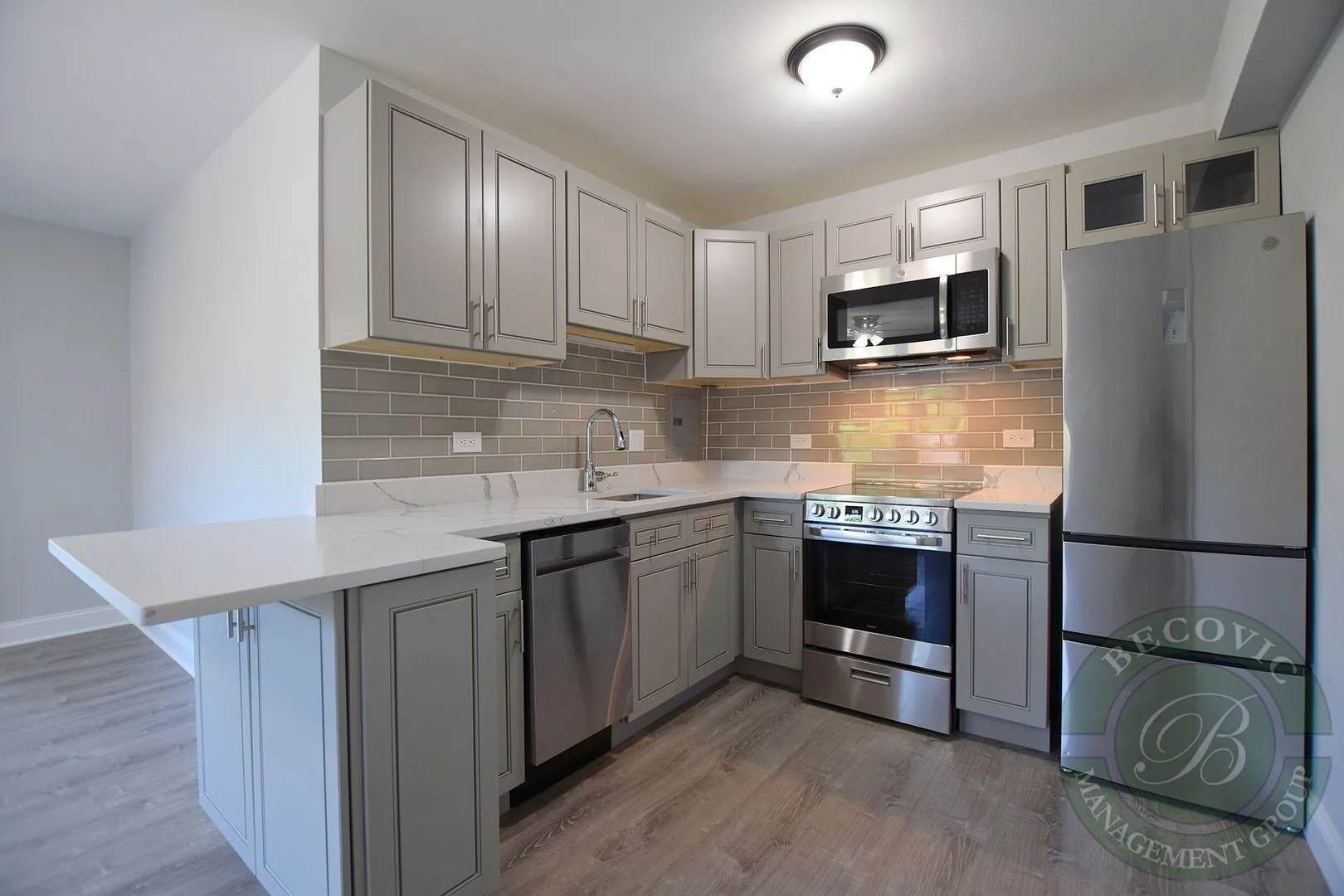7710 N Sheridan Rd, ,  60626, USA 60626-unit#502-Chicago-IL