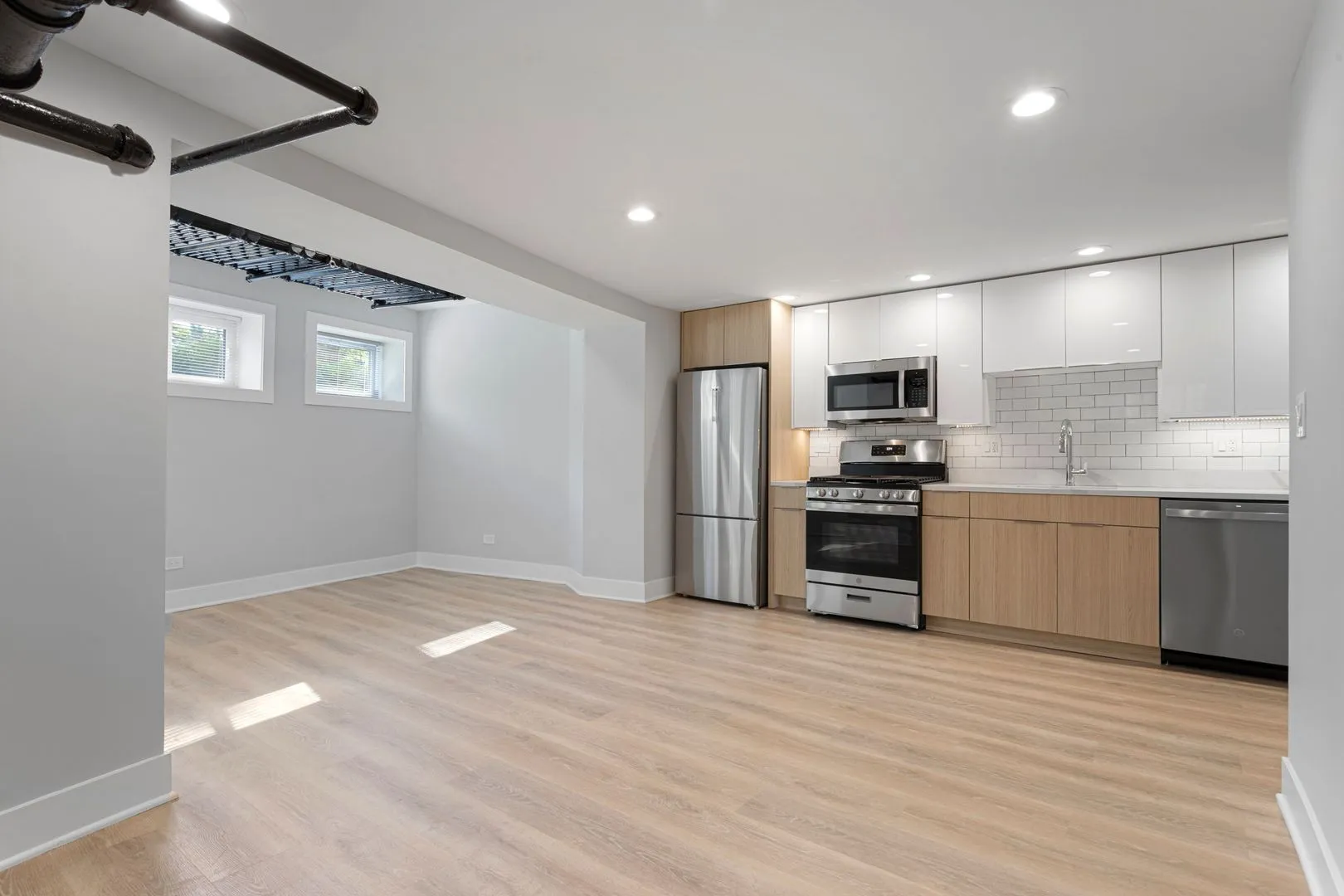 7600 N Sheridan Rd, ,  60626, USA 60626-unit#B1N-Chicago-IL