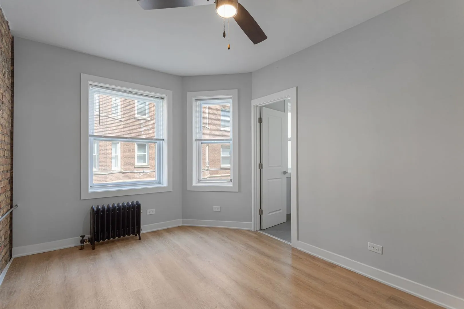 7381 N Damen Ave, ,  60645, USA 60645-unit#3E-Chicago-IL