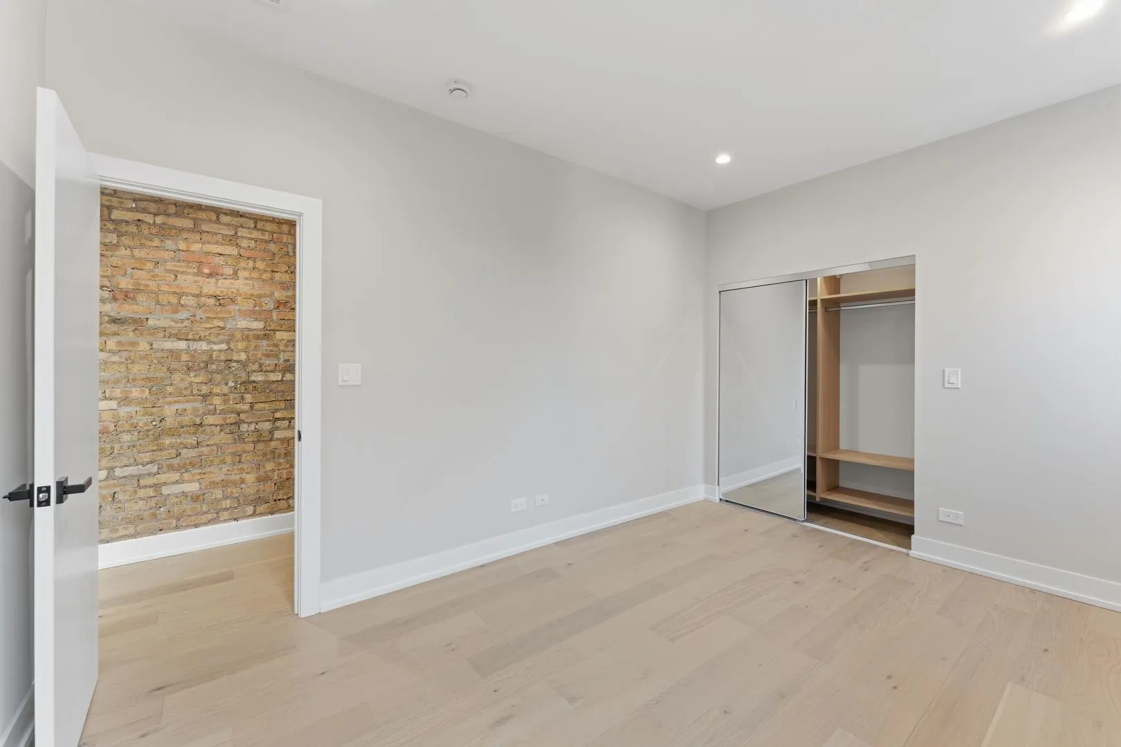 7518 N Eastlake Terrace, ,  60626, USA 60626-unit#2-Chicago-IL