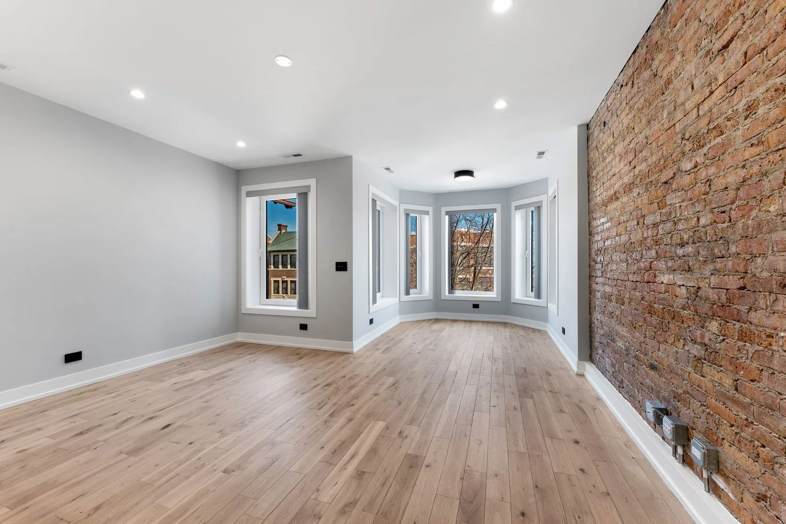 7726 N Eastlake Terrace, , 60626, USA 60626-unit#2-Chicago-IL