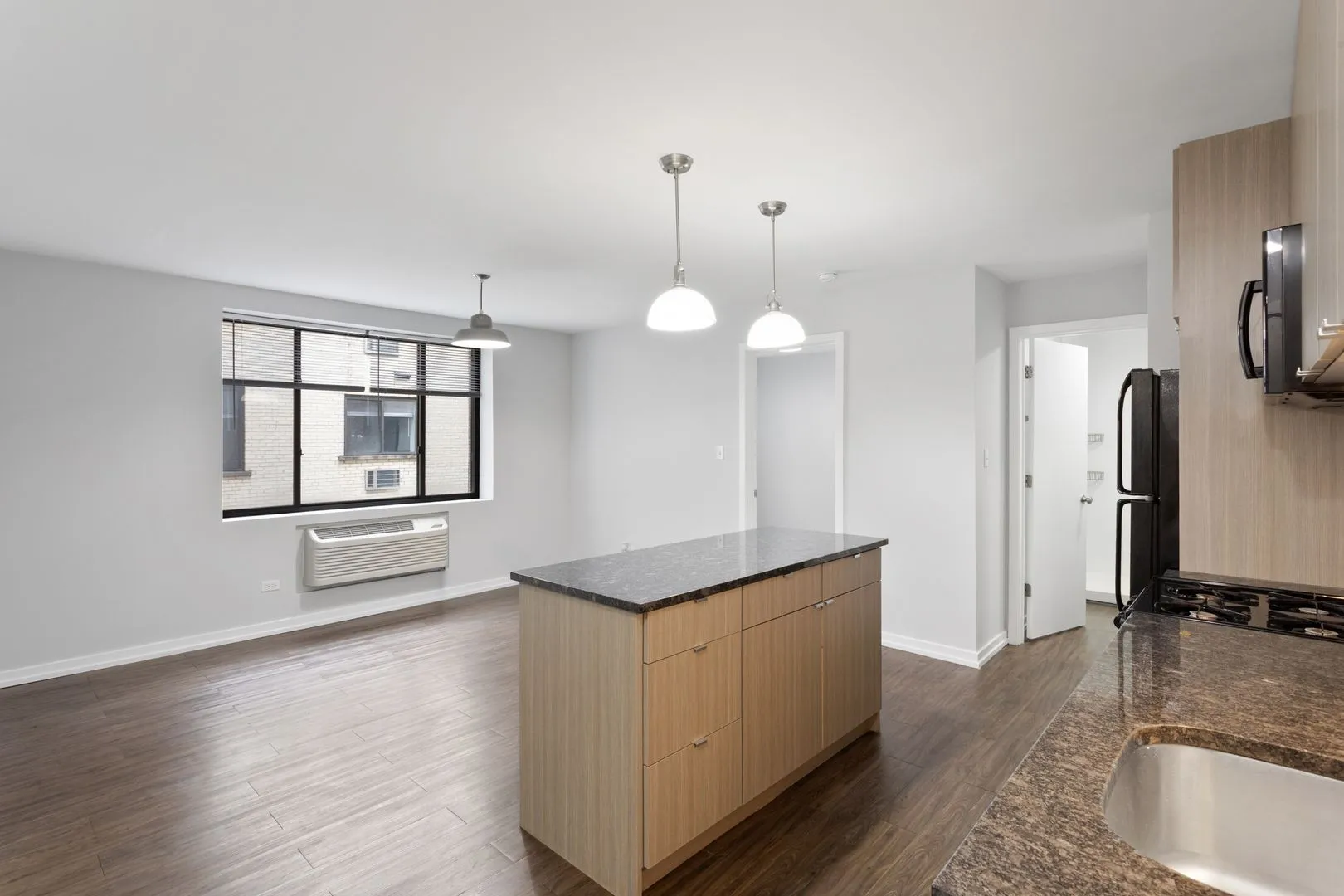 5411 N Winthrop Ave, , 60640, USA 60640-unit#523-Chicago-IL