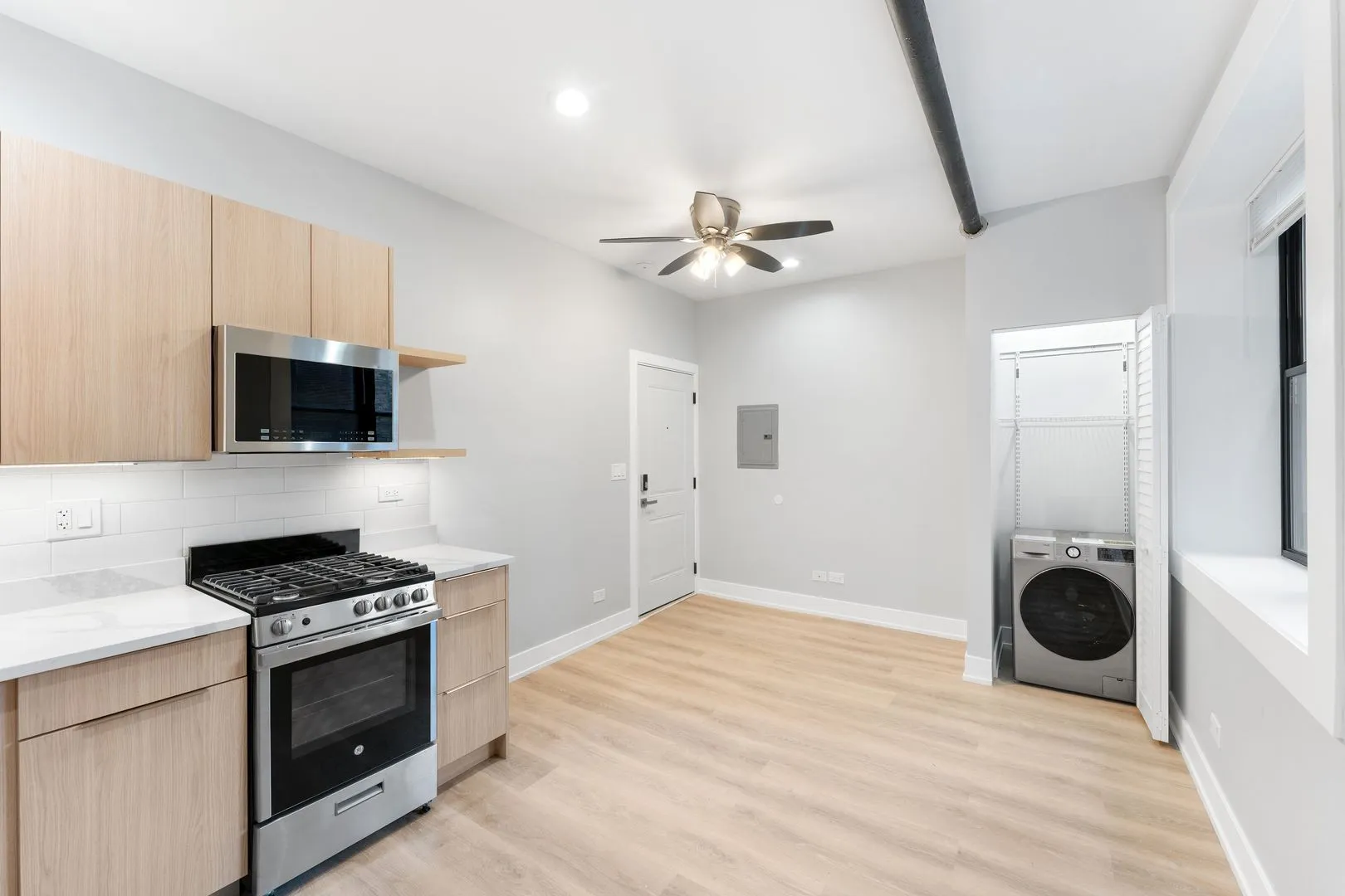 1546 W Jonquil Terrace, ,  60626, USA 60626-unit#9-Chicago-IL
