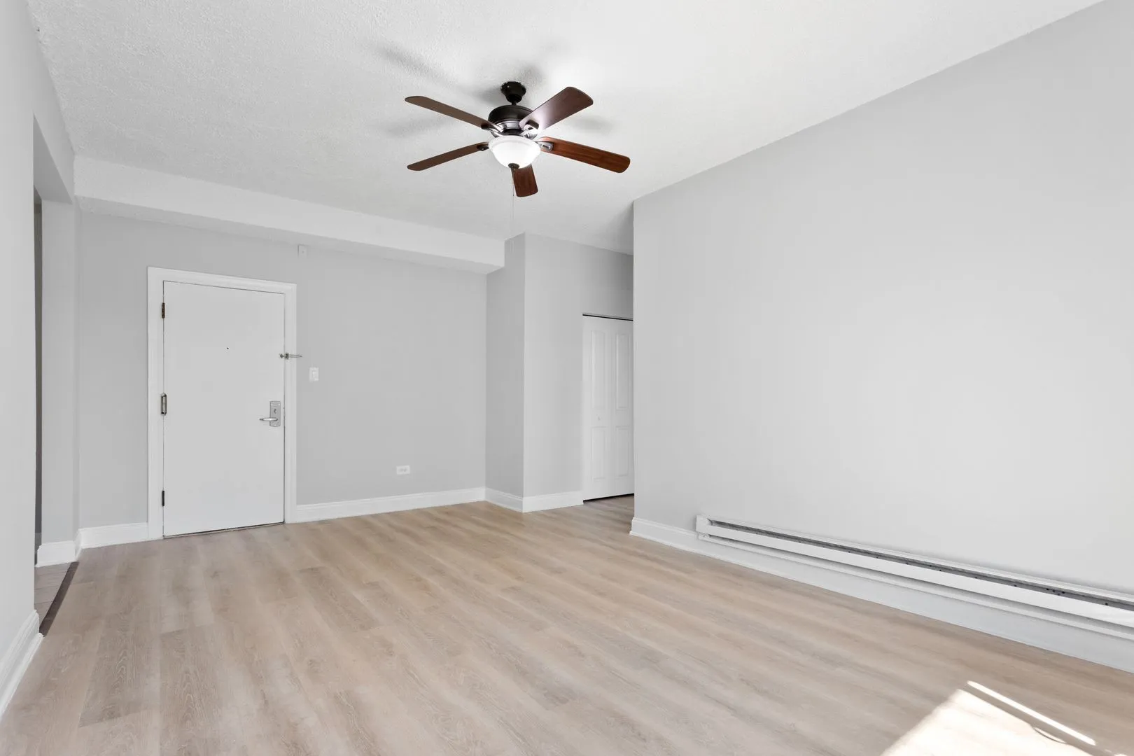 4520 N Clarendon Ave, , 60640, USA 60640-unit#303-Chicago-IL