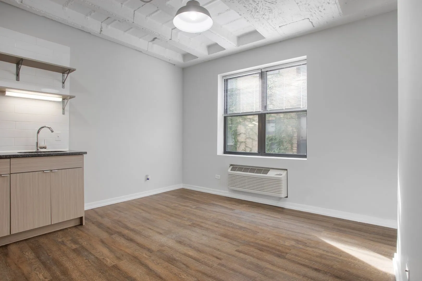 5718 N Winthrop Ave, ,  60660, USA 60660-unit#308-Chicago-IL