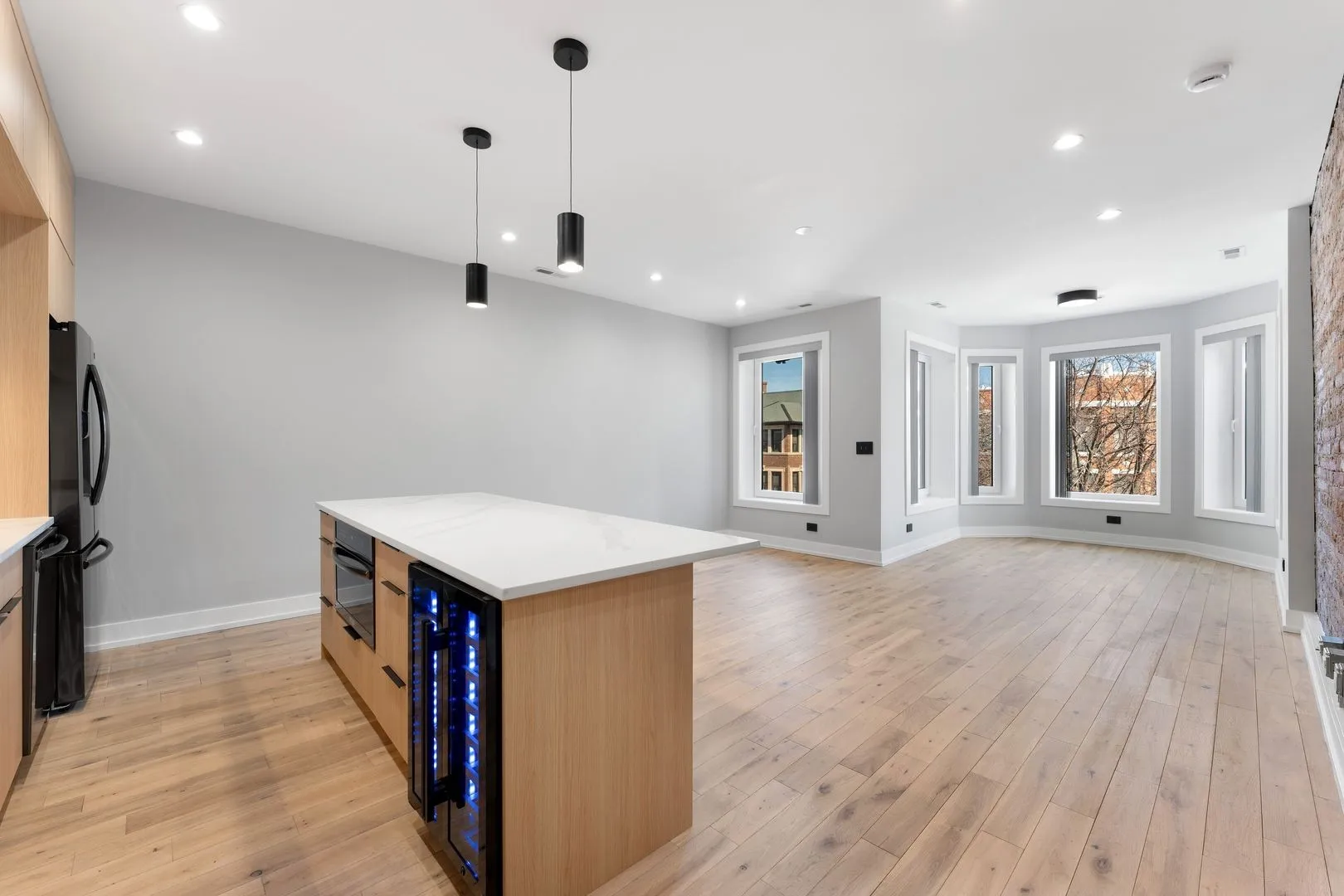 7726 N Eastlake Terrace, , 60626, USA 60626-unit#2-Chicago-IL
