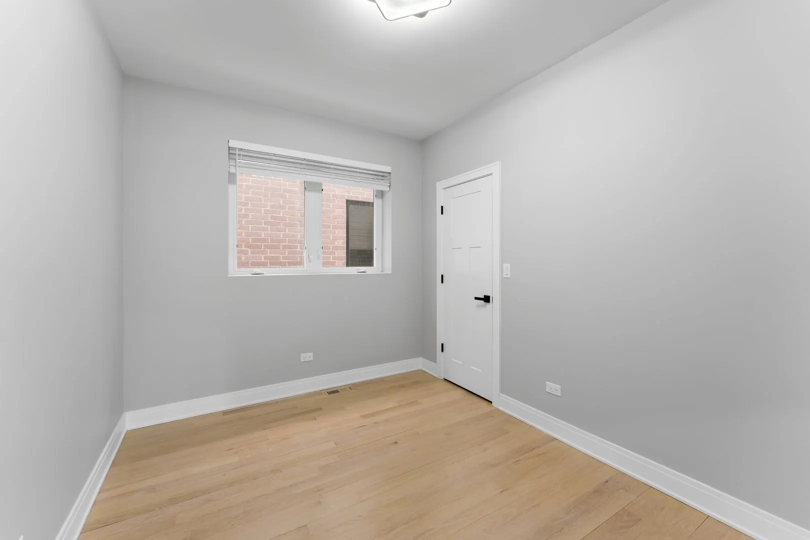 7428 N Rogers Ave, ,  60626, USA 60626-unit#1E-Chicago-IL