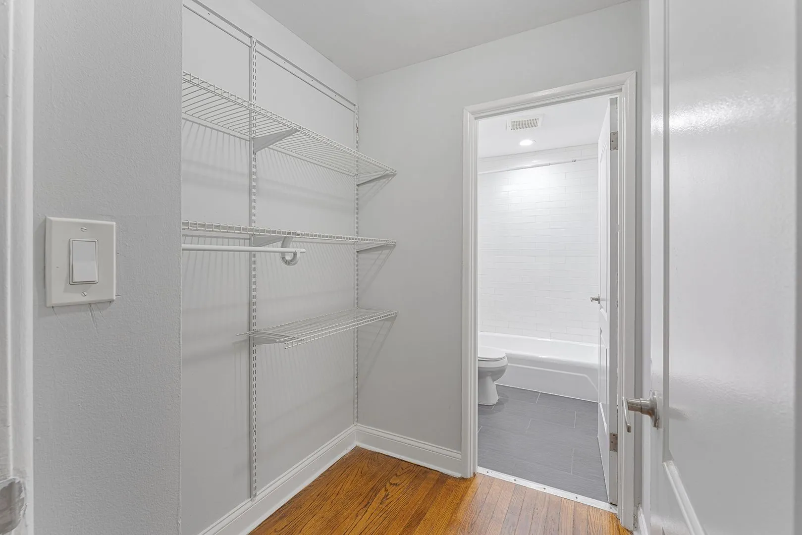 6001 N Kenmore Ave, ,  60660, USA 60660-unit#307-Chicago-IL