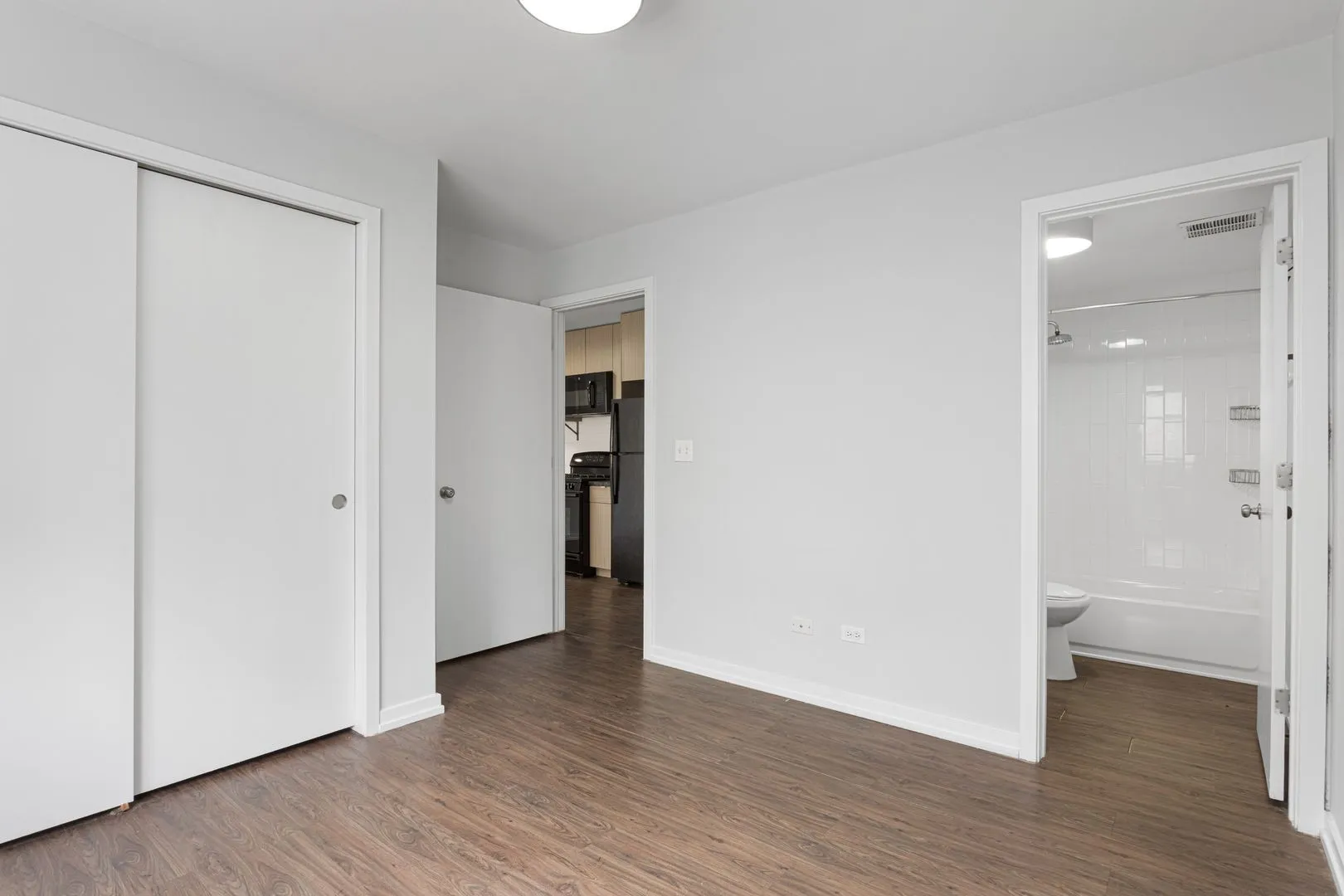 6134 N Kenmore Ave, , 60660, USA 60660-unit#402-Chicago-IL