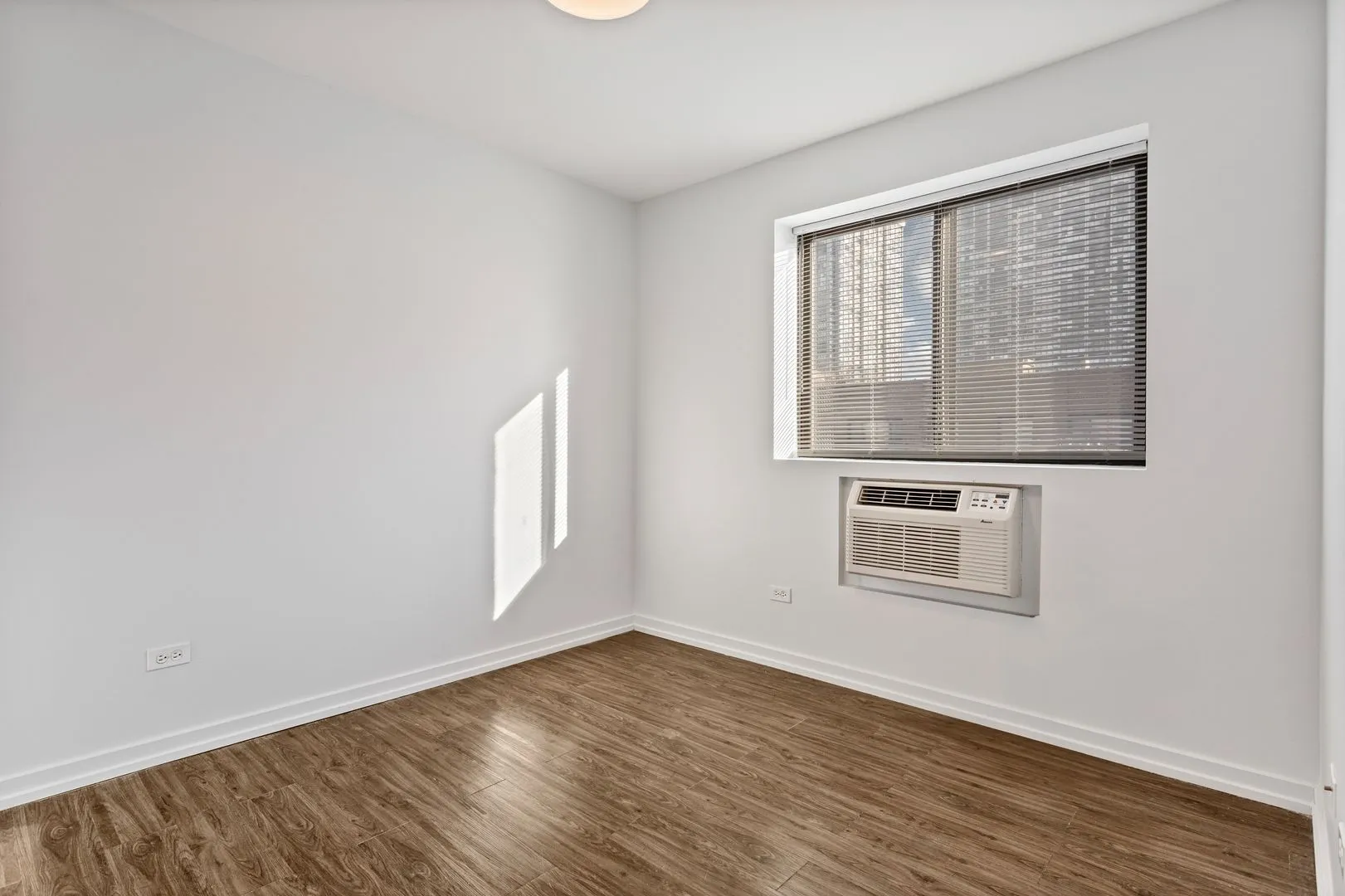 5411 N Winthrop Ave, ,  60640, USA 60640-unit#224-Chicago-IL