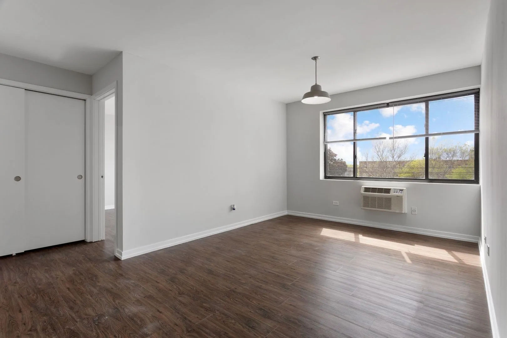 6134 N Kenmore Ave, , 60660, USA 60660-unit#309-Chicago-IL