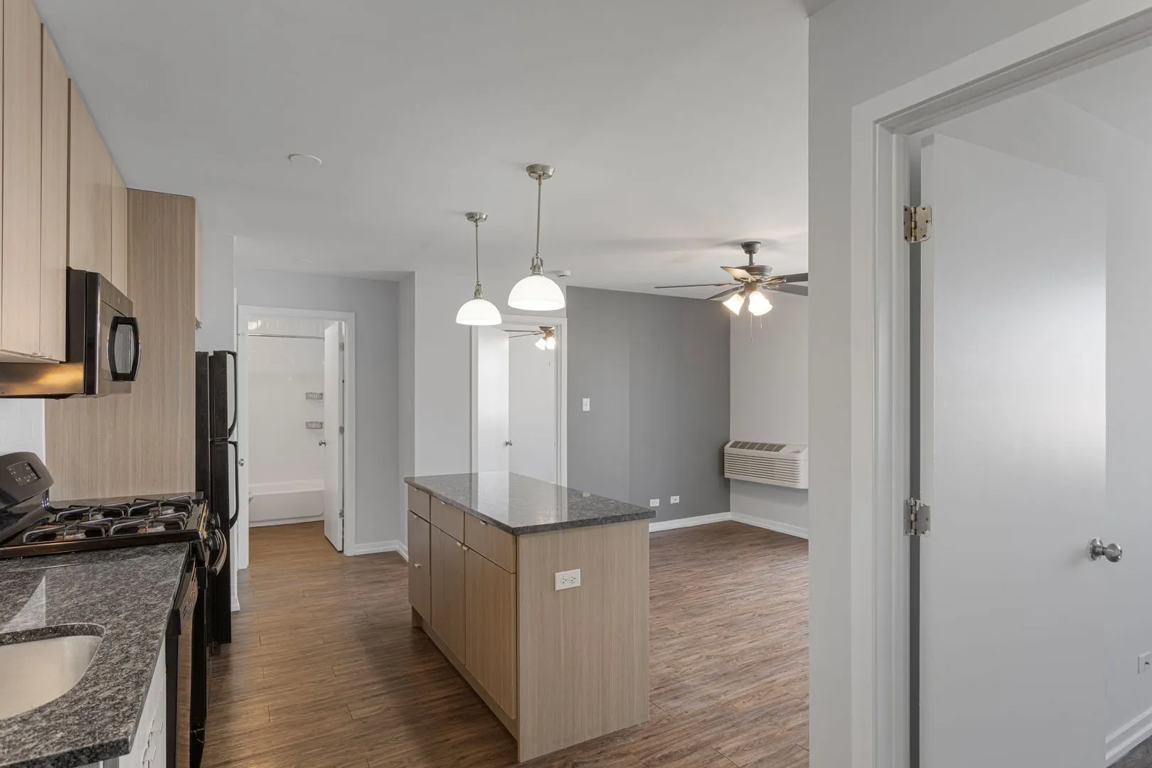 5411 N Winthrop Ave, ,  60640, USA 60640-unit#407-Chicago-IL