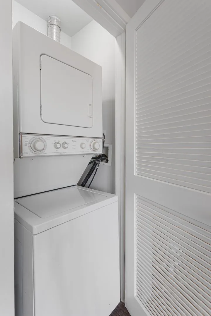 5411 N Winthrop Ave, ,  60640, USA 60640-unit#407-Chicago-IL