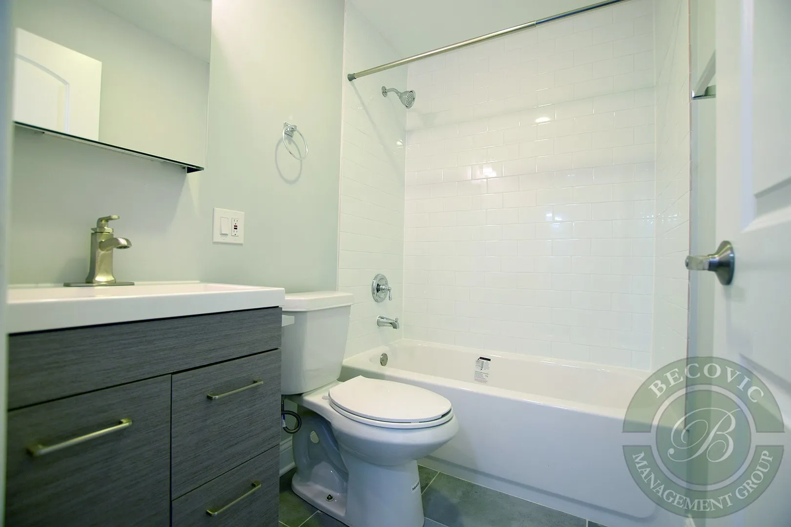 5534 N Kenmore Ave, , 60640, USA 60640-unit#501-Chicago-IL