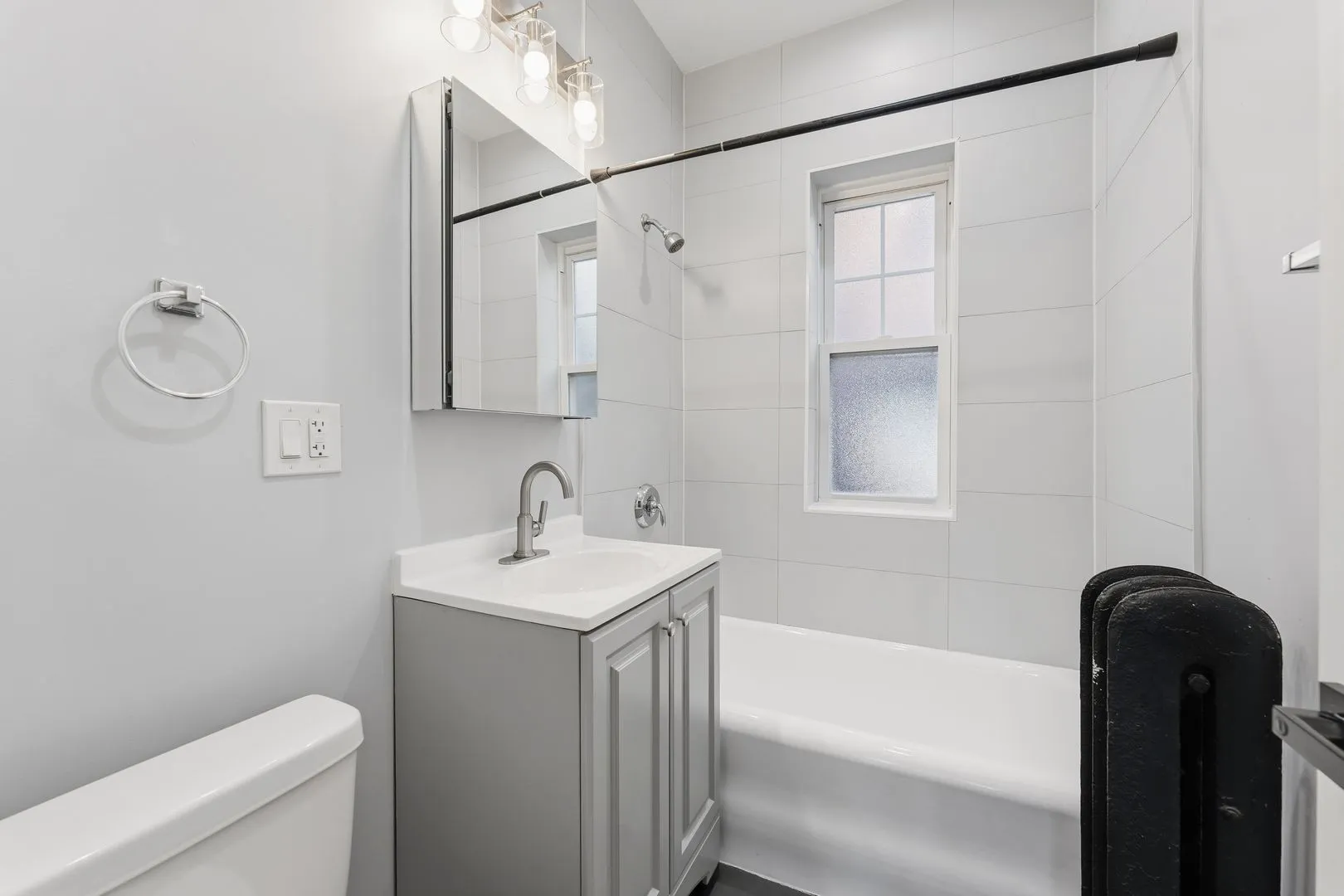 6950 N Wolcott Ave, ,  60626, USA 60626-unit#2-Chicago-IL
