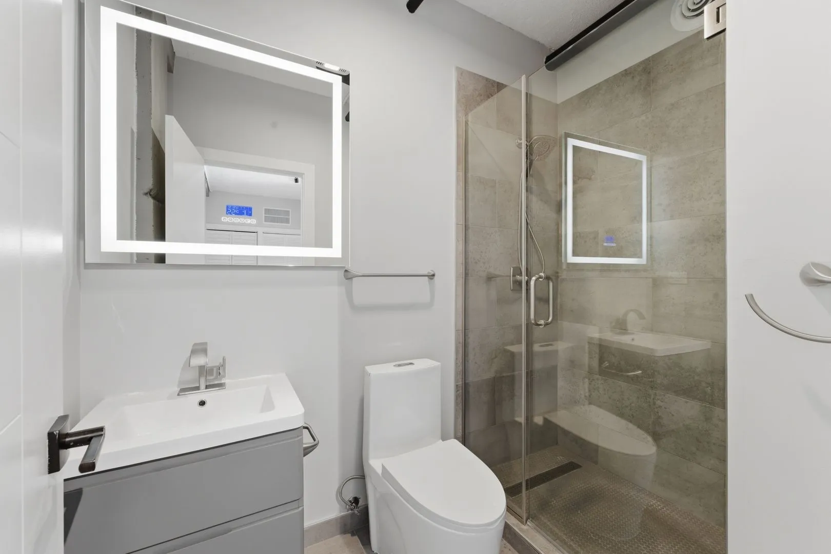 7645 N Sheridan Rd, ,  60626, USA 60626-unit#403-Chicago-IL