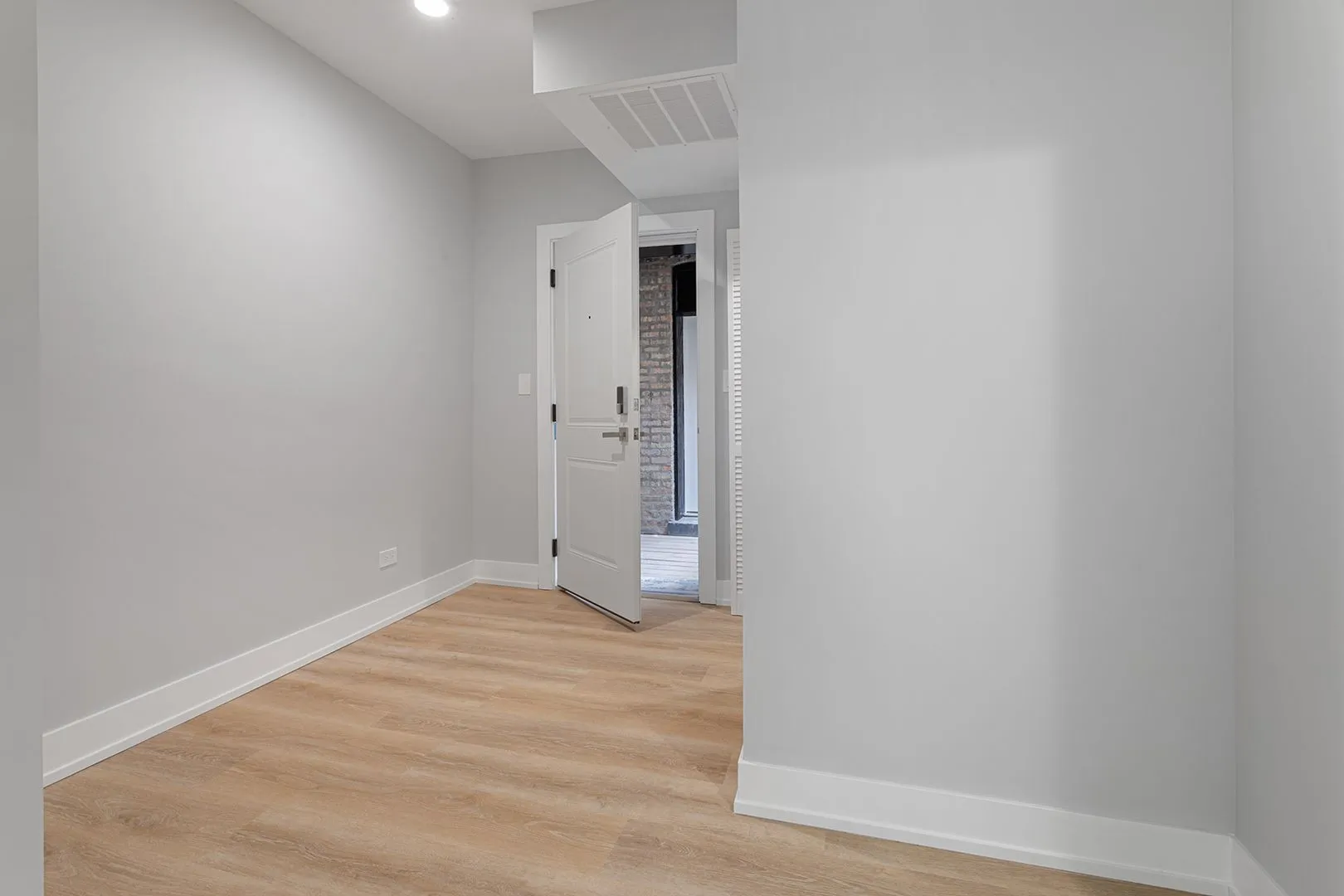 1558 W Juneway Terrace, , 60626, USA 60626-unit#1N-Chicago-IL