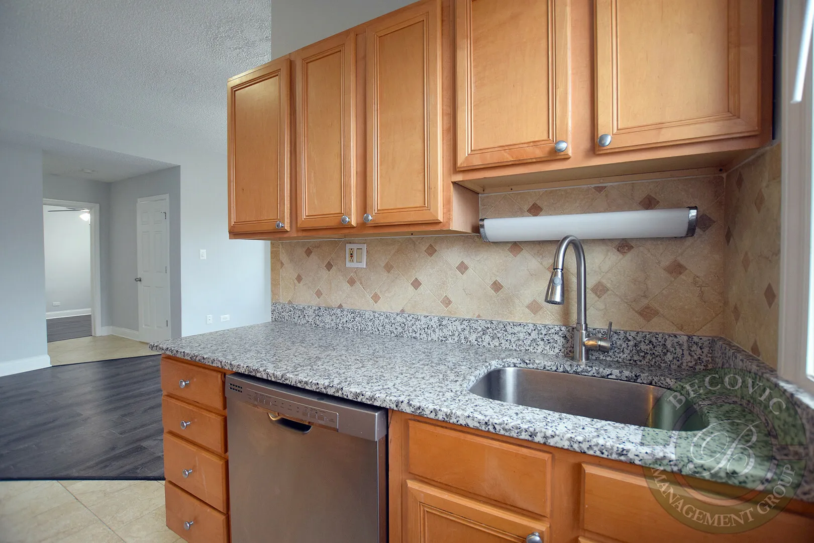 4520 N Clarendon Ave, , 60640, USA 60640-unit#201-Chicago-IL