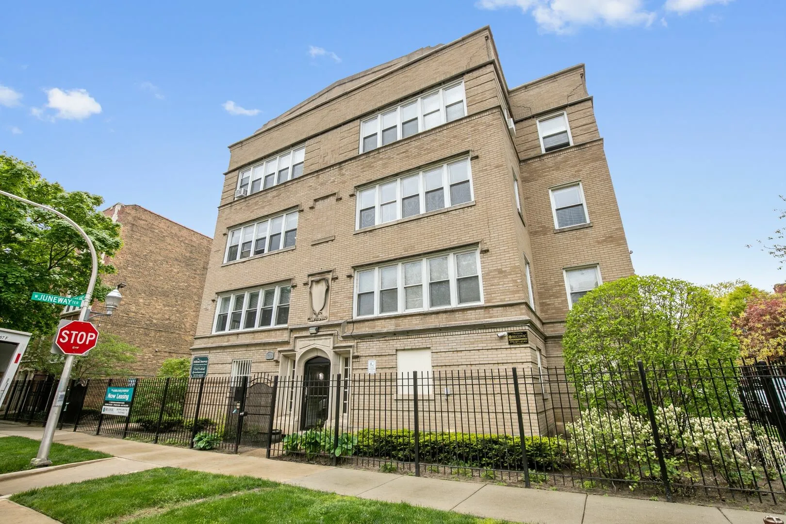 7736 N Ashland Ave, ,  60626, USA 60626-unit#2H-Chicago-IL