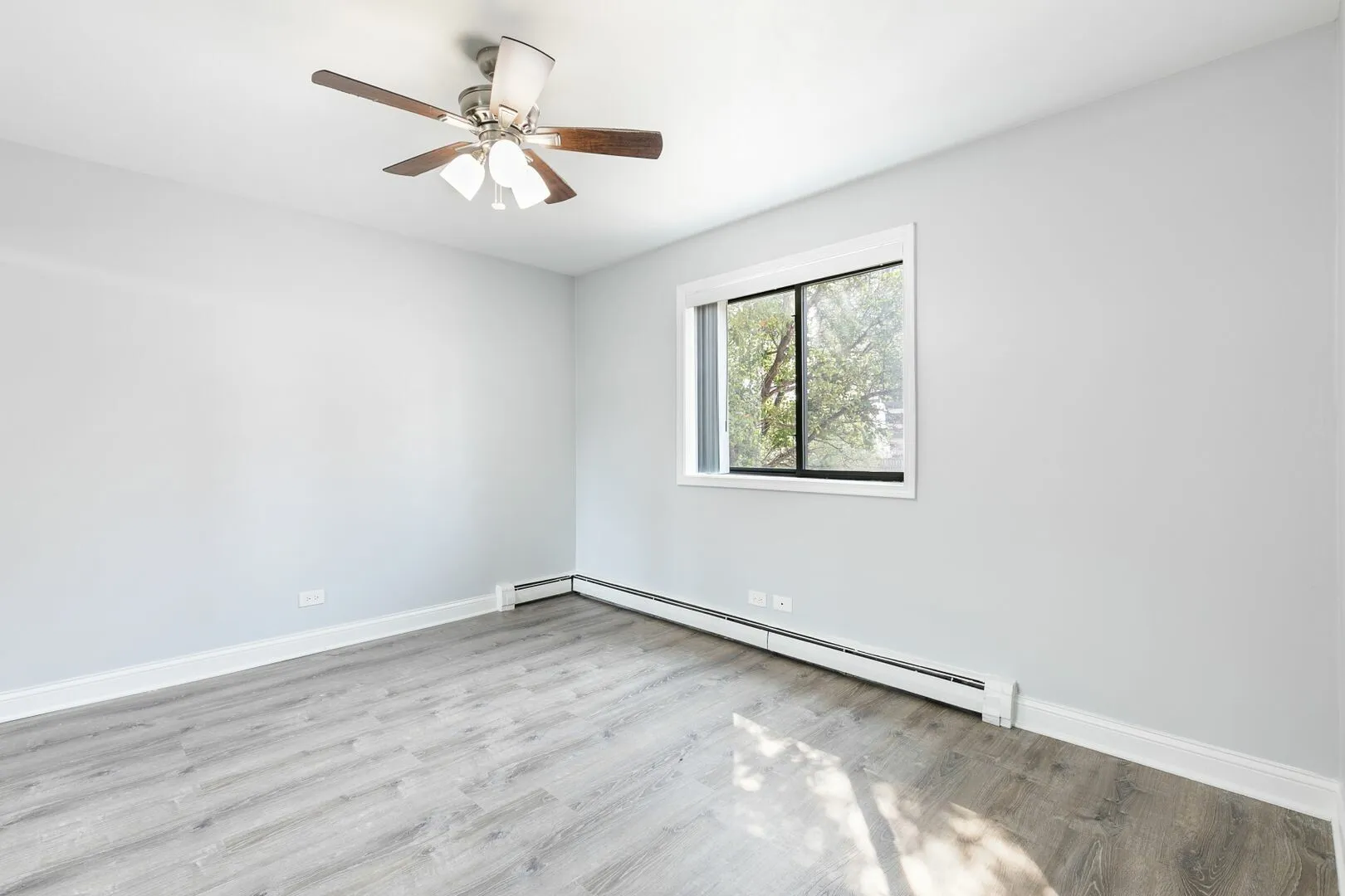 6201 N Kenmore Ave, ,  60660, USA 60660-unit#204-Chicago-IL