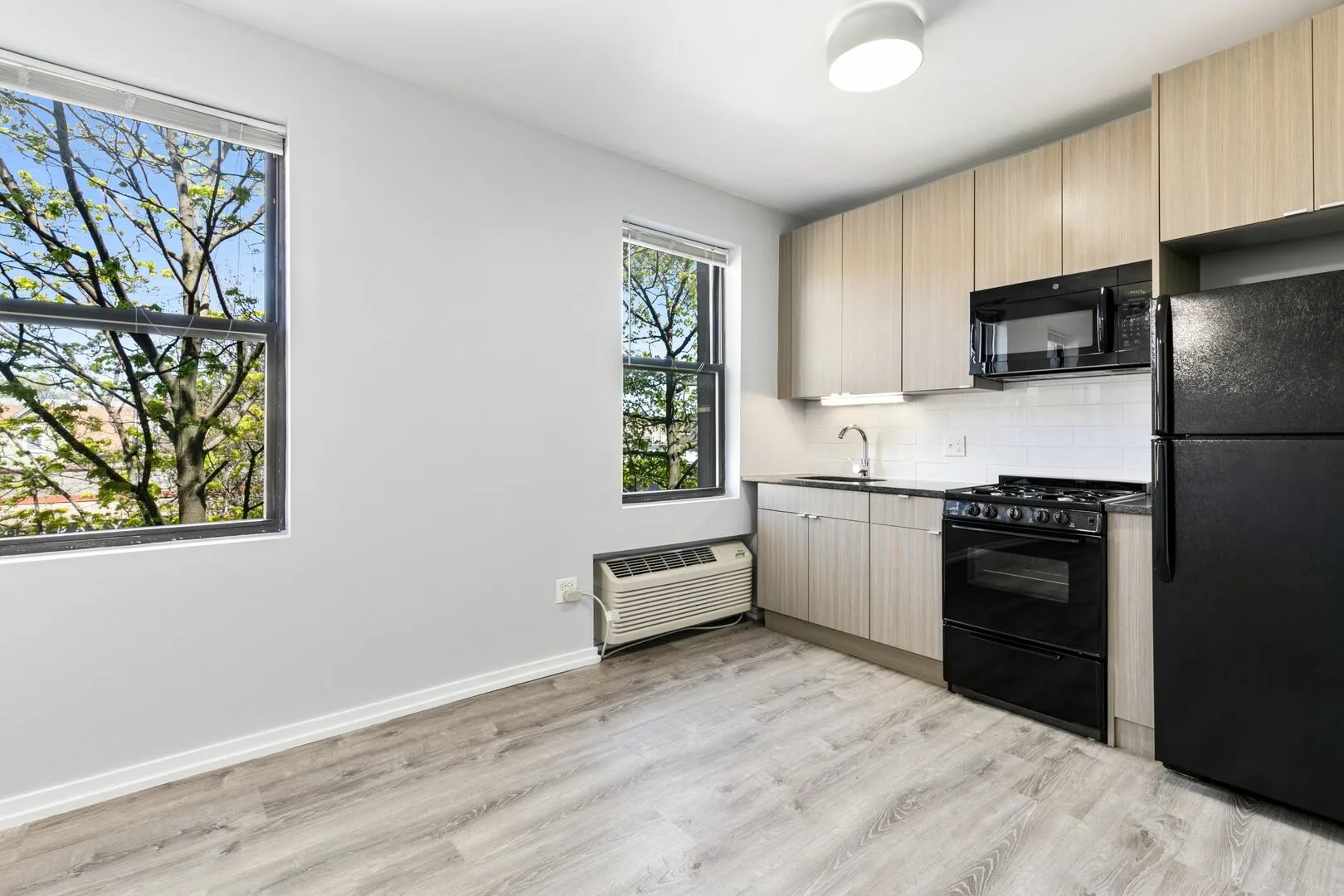 4875 N Magnolia Ave, , 60640, USA 60640-unit#407-Chicago-IL