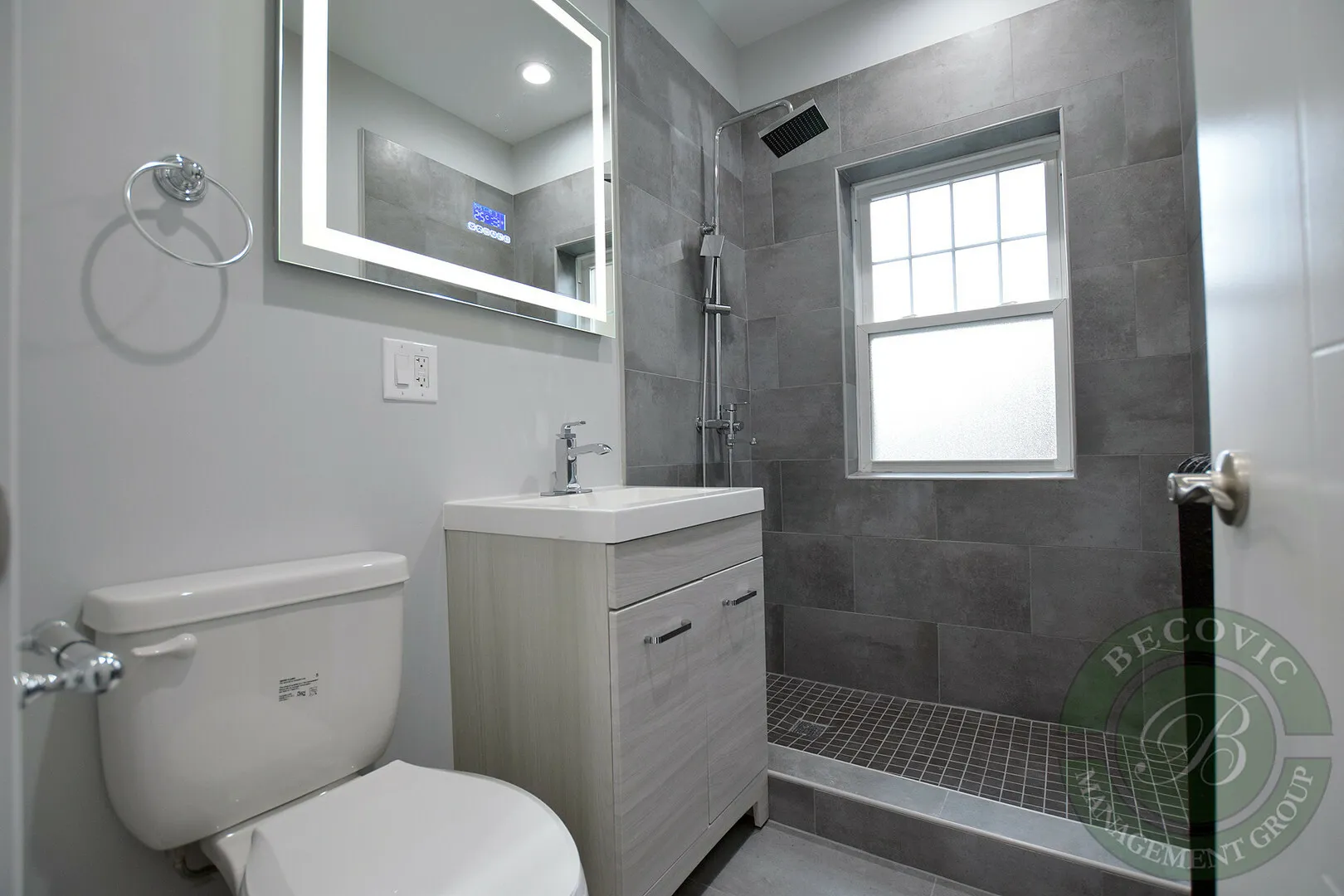 1059 W Glenlake Ave, ,  60660, USA 60660-unit#1W-Chicago-IL