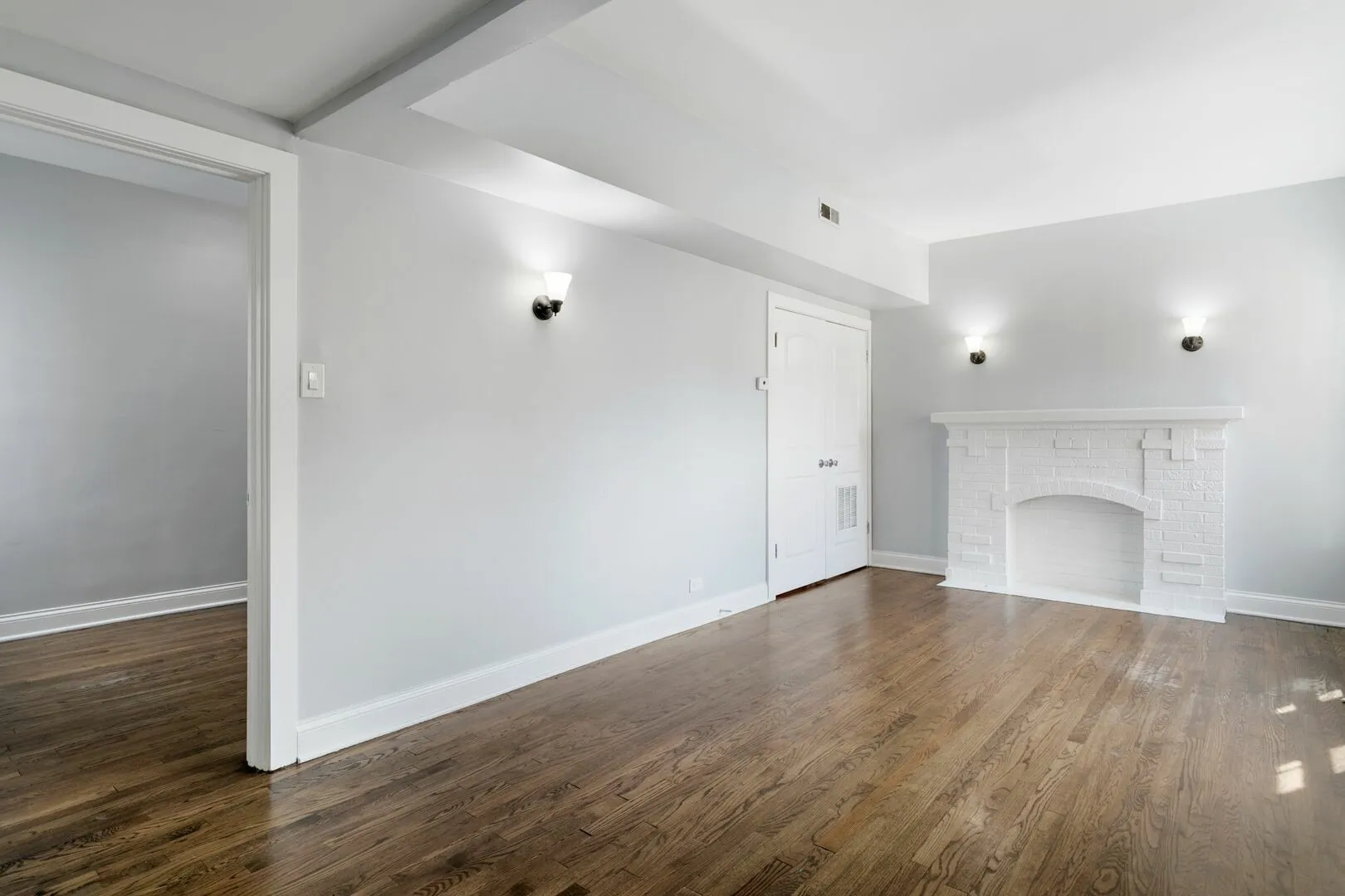 1108 W Glenlake Ave, ,  60660, USA 60660-unit#3RD FLOOR-Chicago-IL