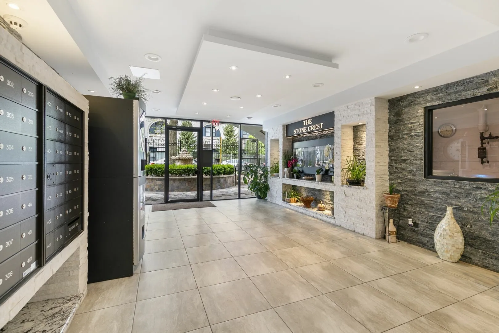 6201 N Kenmore Ave, ,  60660, USA 60660-unit#406-Chicago-IL