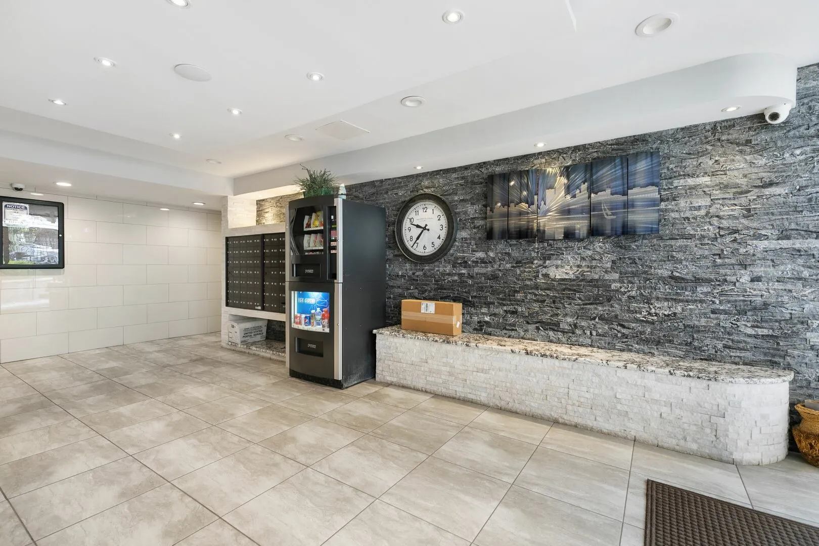 6201 N Kenmore Ave, ,  60660, USA 60660-unit#406-Chicago-IL