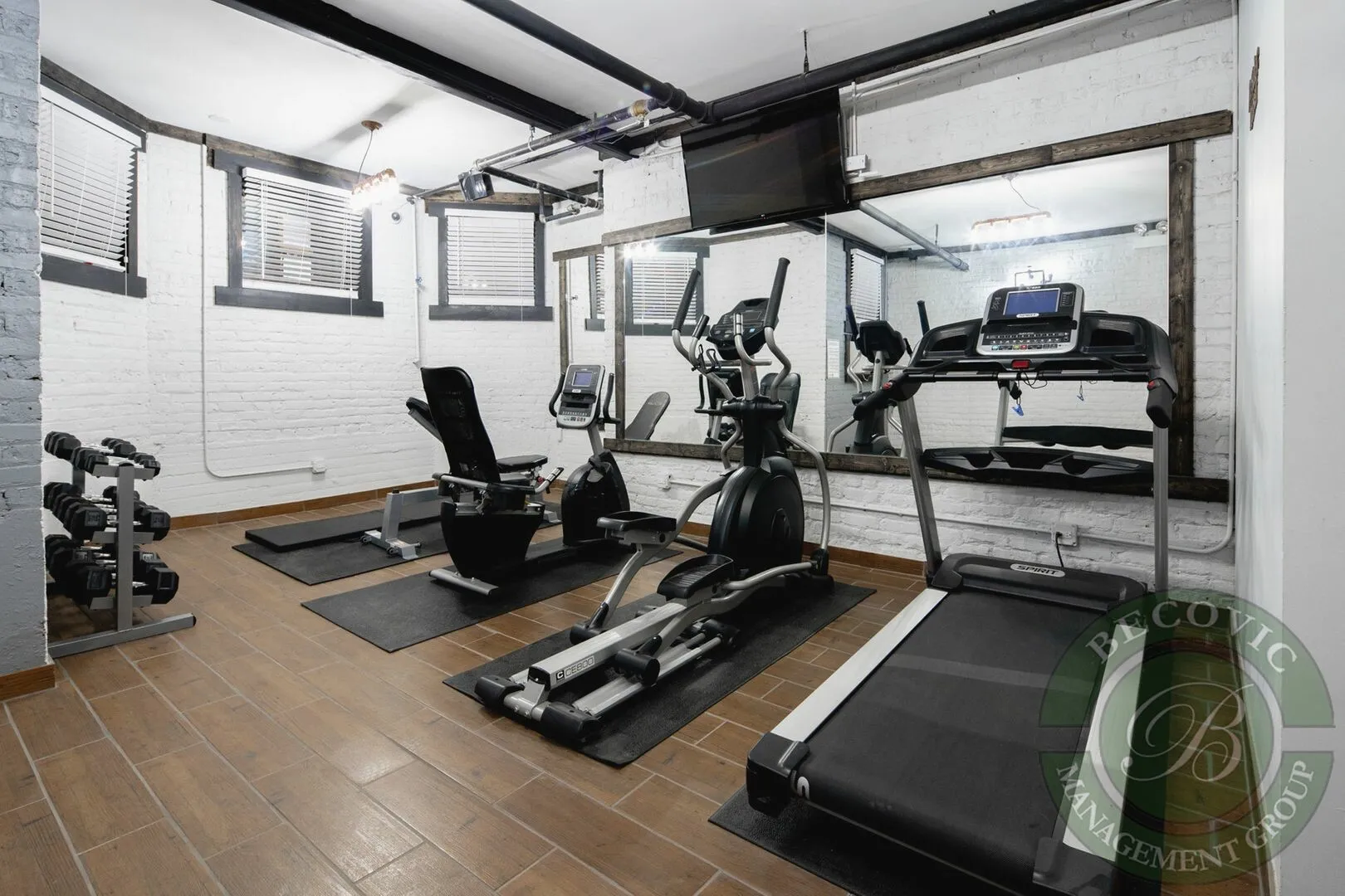 1062 W Glenlake Ave, ,  60660, USA 60660-unit#GW-Chicago-IL