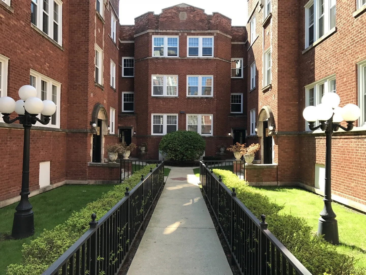 6116 N Winthrop Ave, , 60660, USA 60660-unit#3W-Chicago-IL