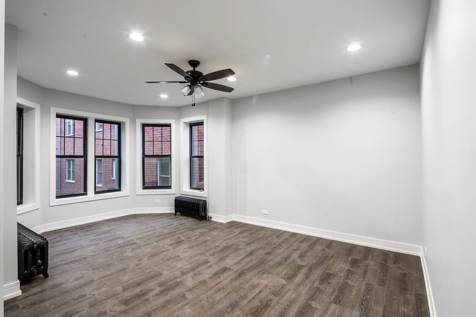 6115 N Winthrop Ave, , 60660, USA 60660-unit#1ST FLOOR-Chicago-IL