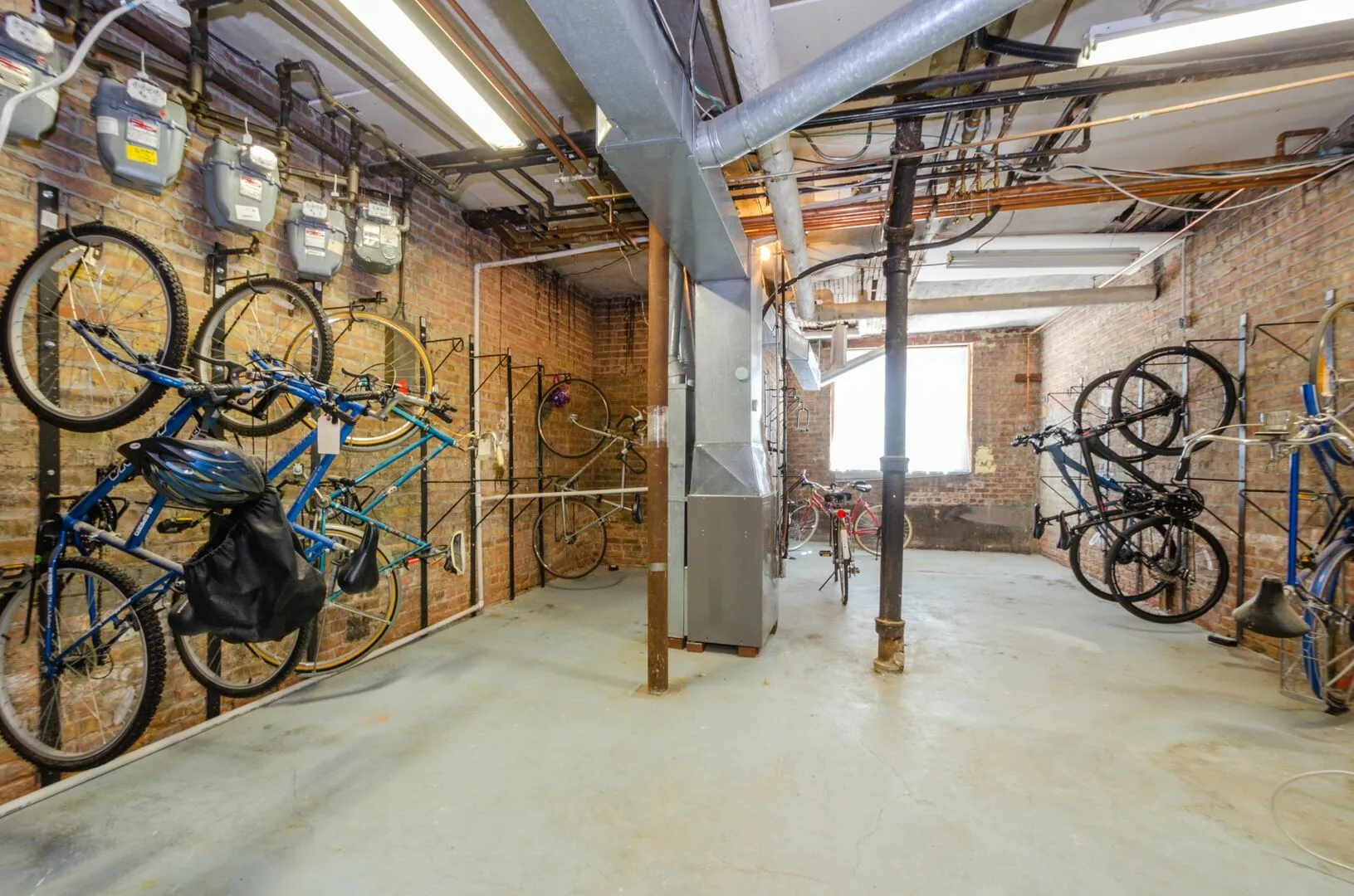 6112 N Winthrop Ave, ,  60660, USA 60660-unit#3W-Chicago-IL