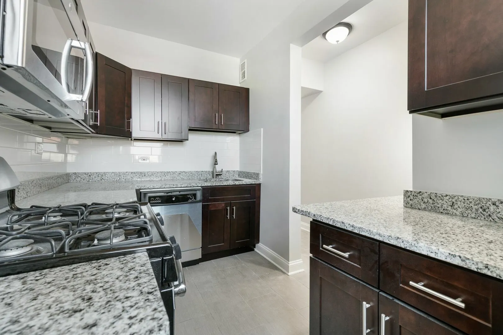 1110 W Glenlake Ave, ,  60660, USA 60660-unit#3RD FLOOR-Chicago-IL