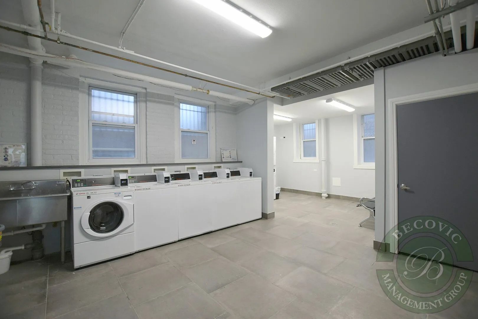 1521 W Sherwin Ave, ,  60626, USA 60626-unit#607-Chicago-IL