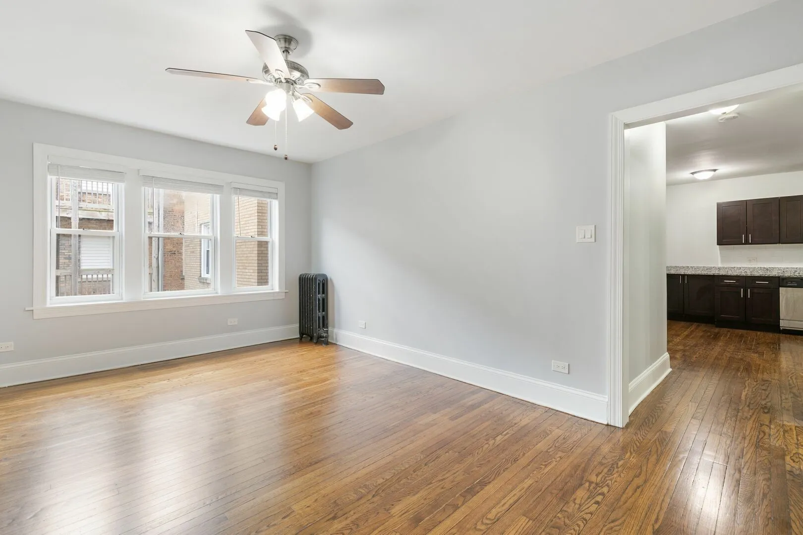 1611 W Juneway Terrace, ,  60626, USA 60626-unit#2F-Chicago-IL