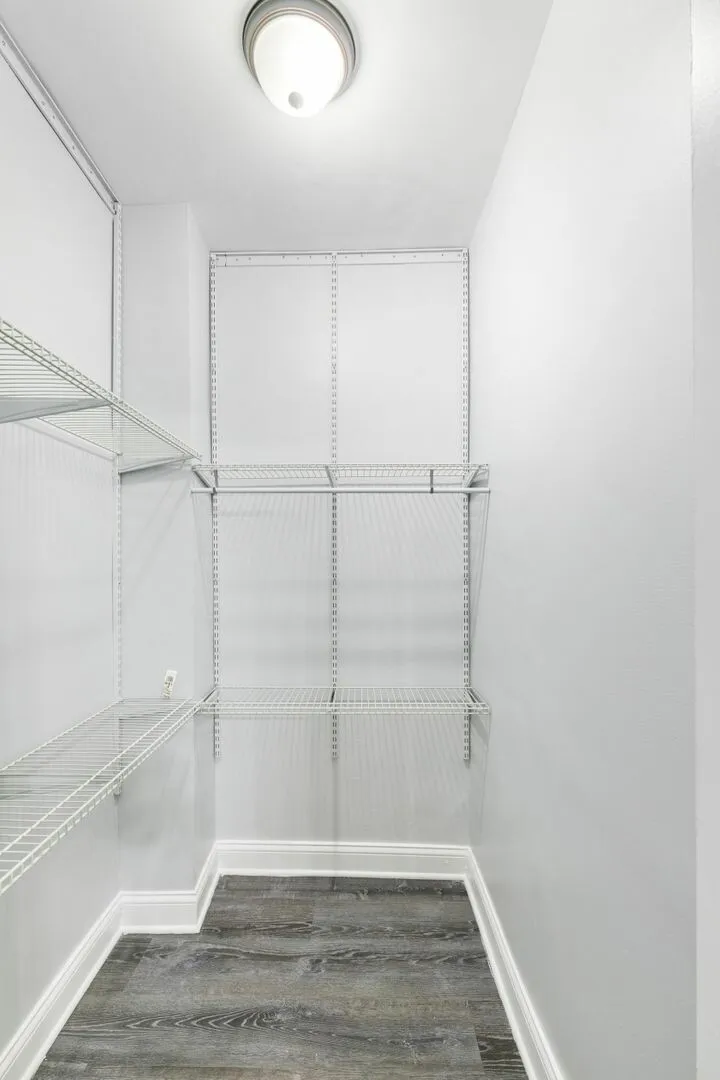 5860 N Kenmore Ave, , 60660, USA 60660-unit#205-Chicago-IL