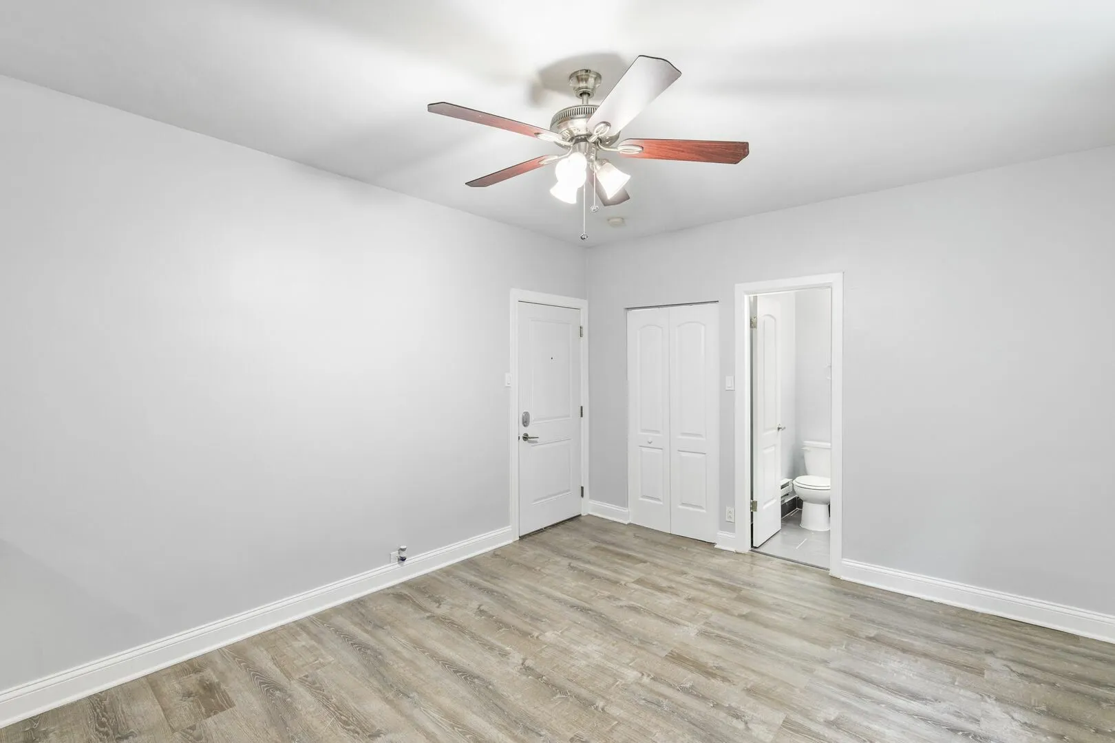 5860 N Kenmore Ave, , 60660, USA 60660-unit#205-Chicago-IL