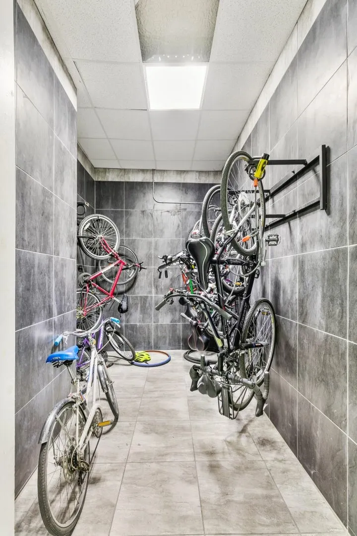 5860 N Kenmore Ave, ,  60660, USA 60660-unit#609-Chicago-IL