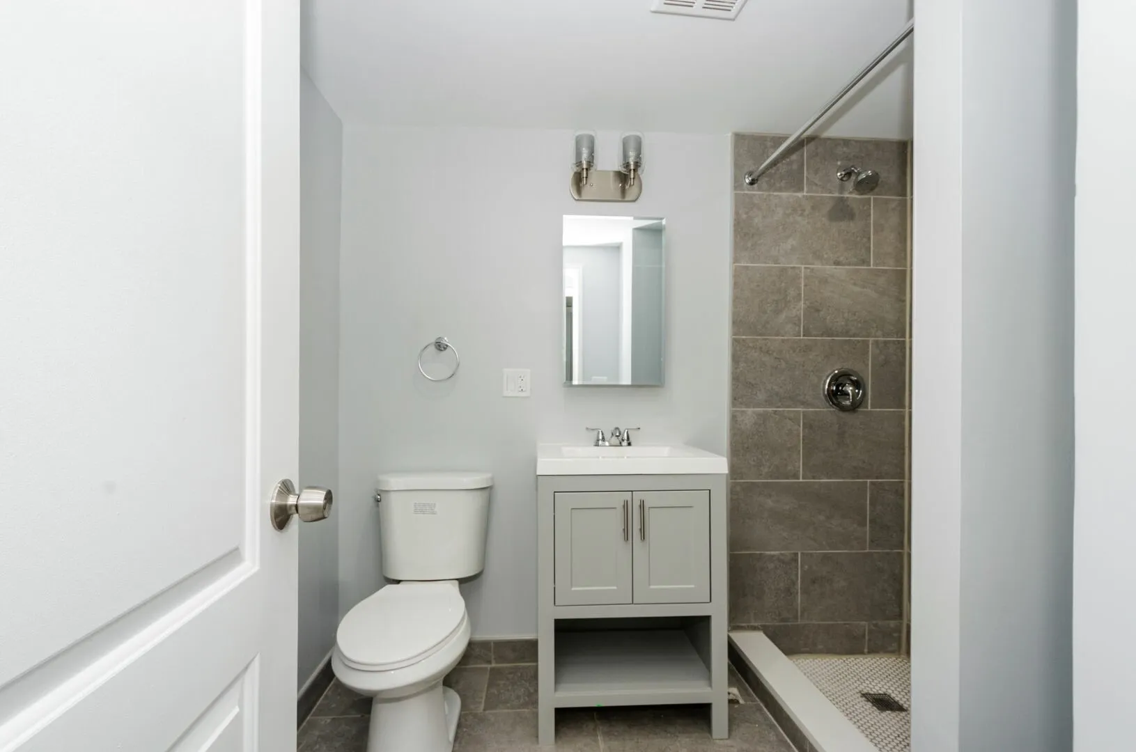 7606 N Eastlake Terrace, ,  60626, USA 60626-unit#2C-Chicago-IL