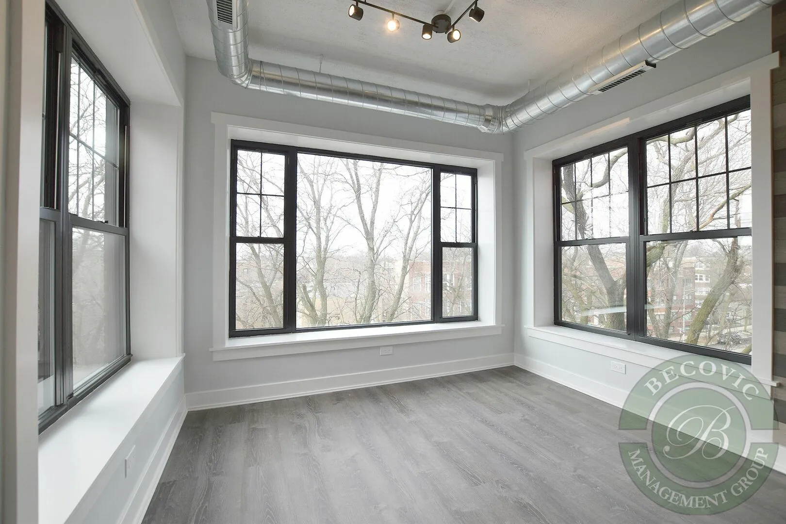 7645 N Sheridan Rd, , 60626, USA 60626-unit#301-Chicago-IL