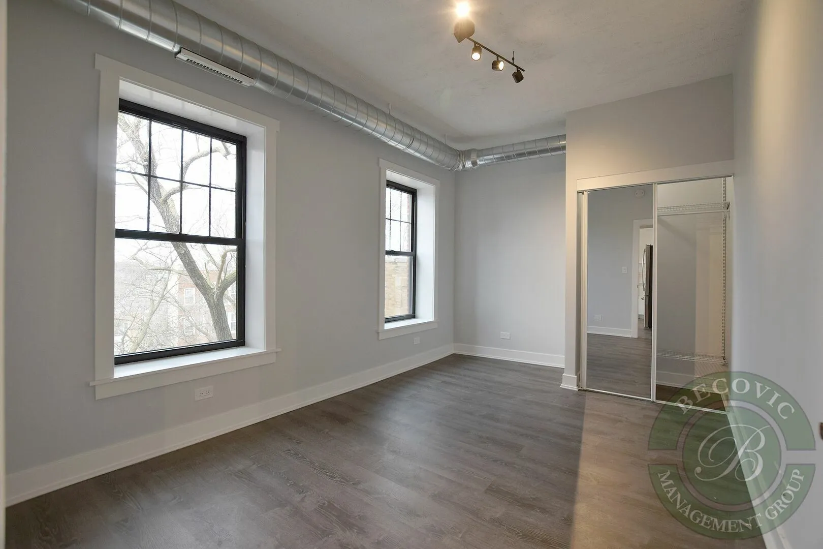 7645 N Sheridan Rd, , 60626, USA 60626-unit#301-Chicago-IL